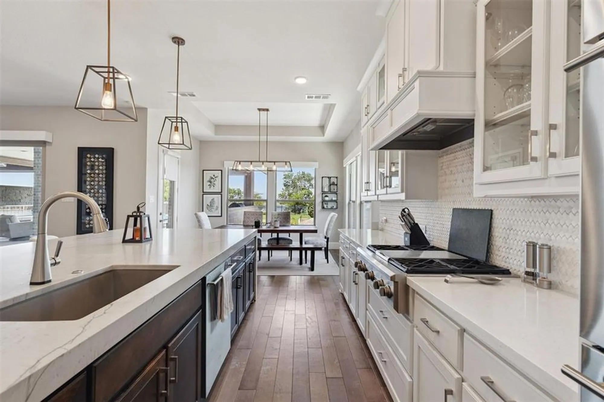 Property Slideshow image 15 of 40 | 7740 castlebridge, The Colony, TX, 75056