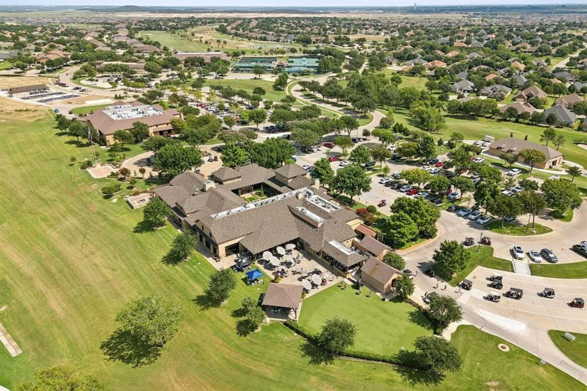 Property Slideshow image 29 of 31 | 10101 southpoint ct, Denton, TX, 76207