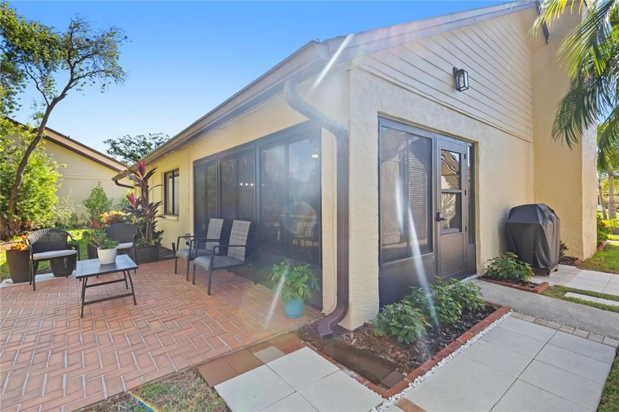 Property Slideshow image 44 of 54 | 2216 sequoia dr, Clearwater, FL, 33763