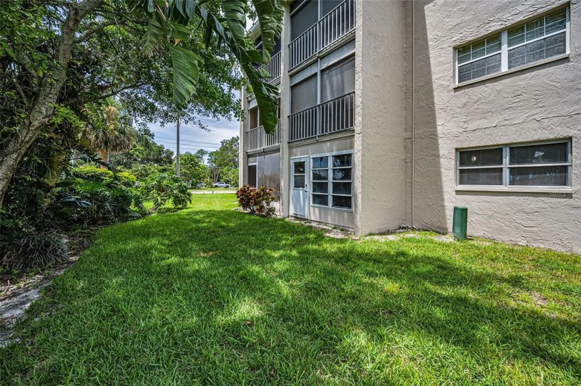 Property Slideshow image 32 of 59 | 970 virginia st 109, Dunedin, FL, 34698