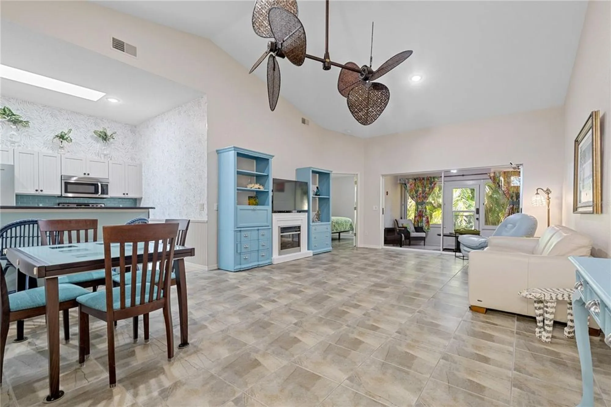 Property Slideshow image 30 of 58 | 112 islamorada blvd, Punta Gorda, FL, 33955