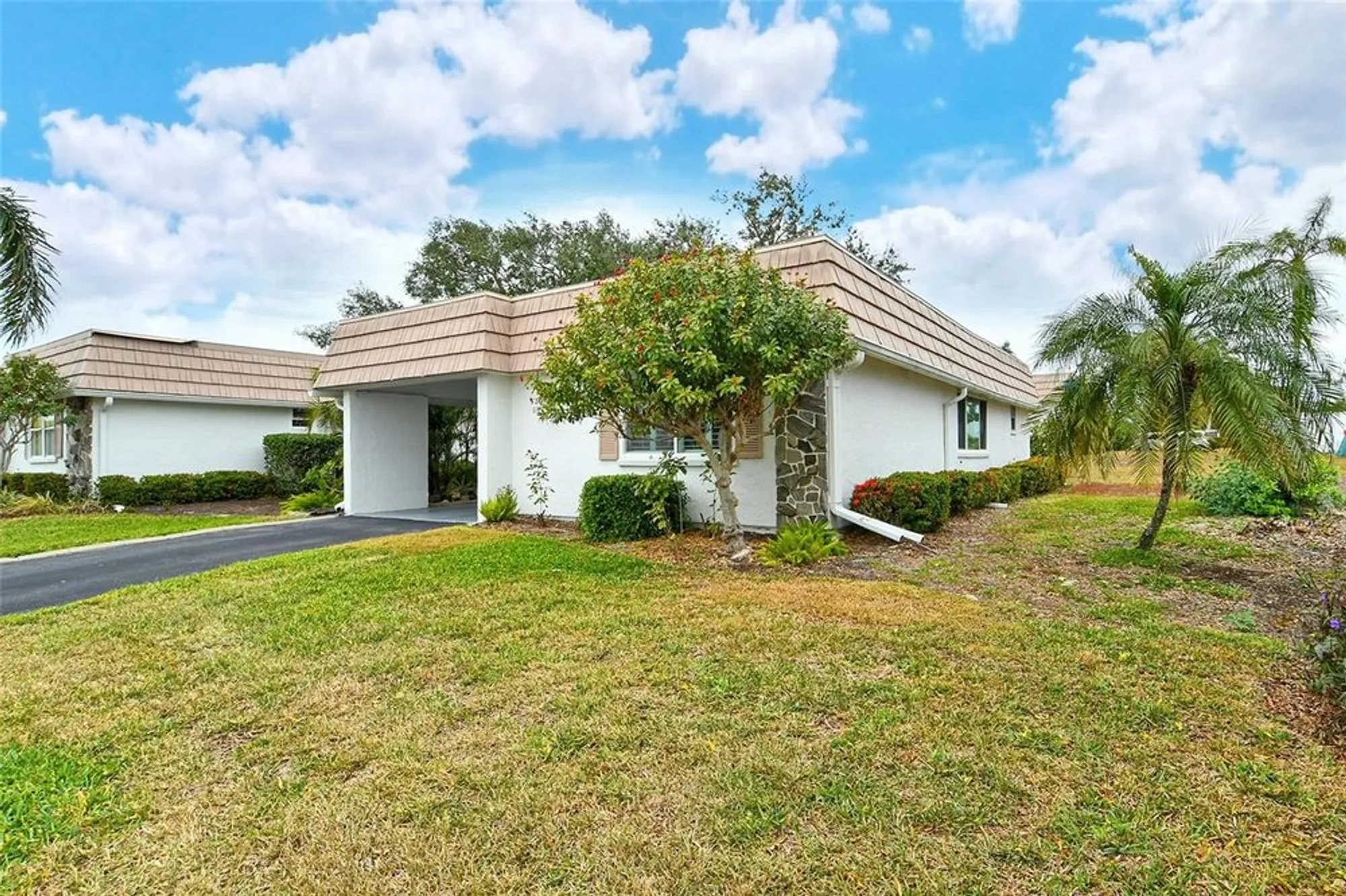 Property Slideshow image 1 of 35 | 2325 riverbluff pkwy # v247, Sarasota, FL, 34231