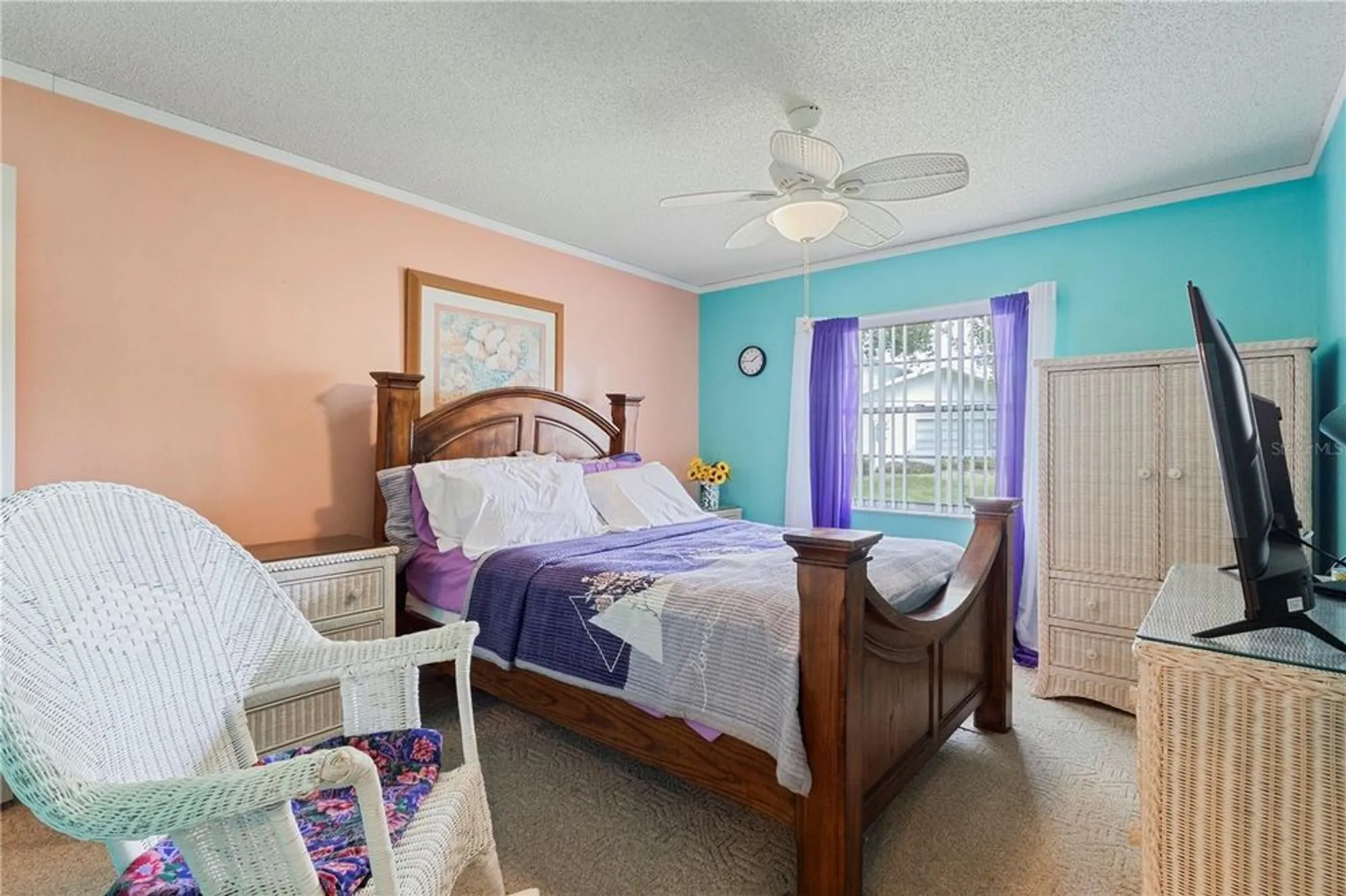 Property Slideshow image 15 of 34 | 409 feltham trl b, Sun City Center, FL, 33573