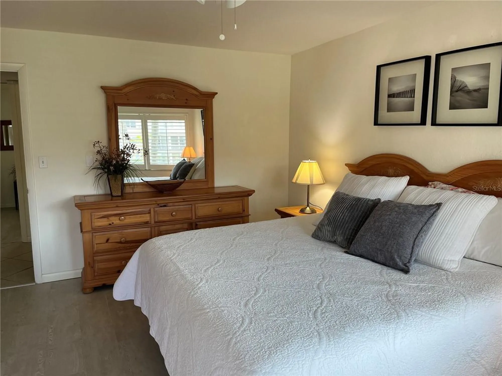 Property Slideshow image 24 of 32 | 1257 s portofino dr apt 208, Sarasota, FL, 34242