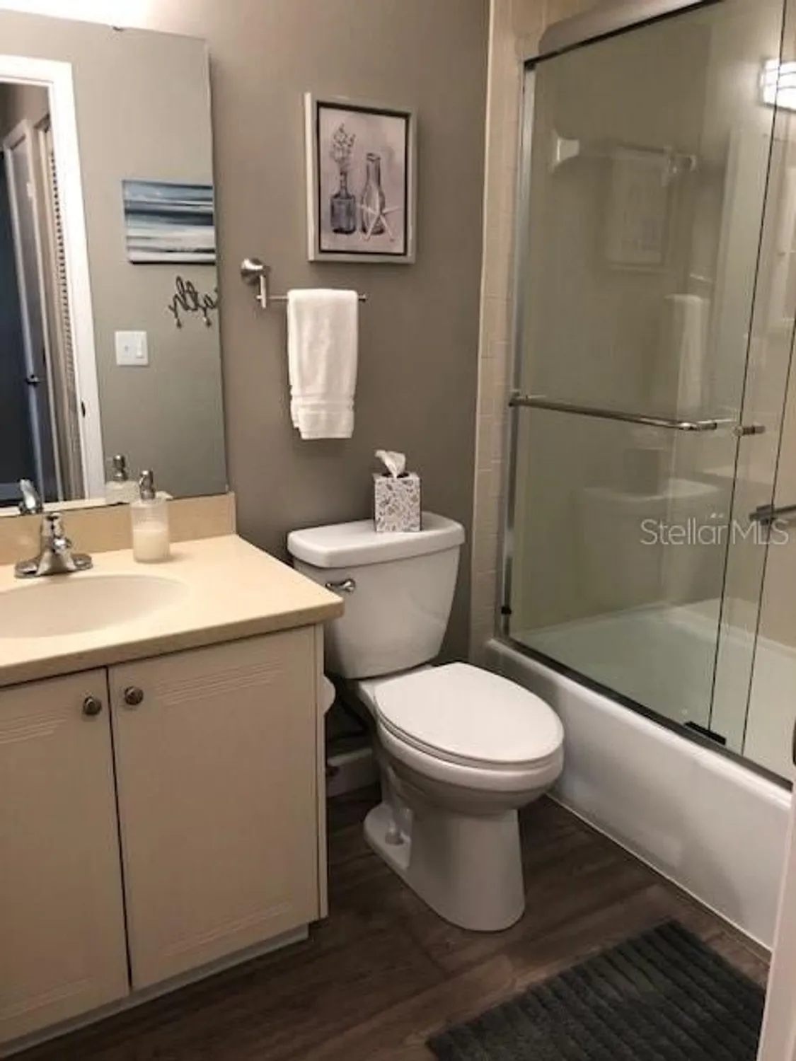 Property Slideshow image 14 of 30 | 5767 avista dr # 5767, Sarasota, FL, 34243