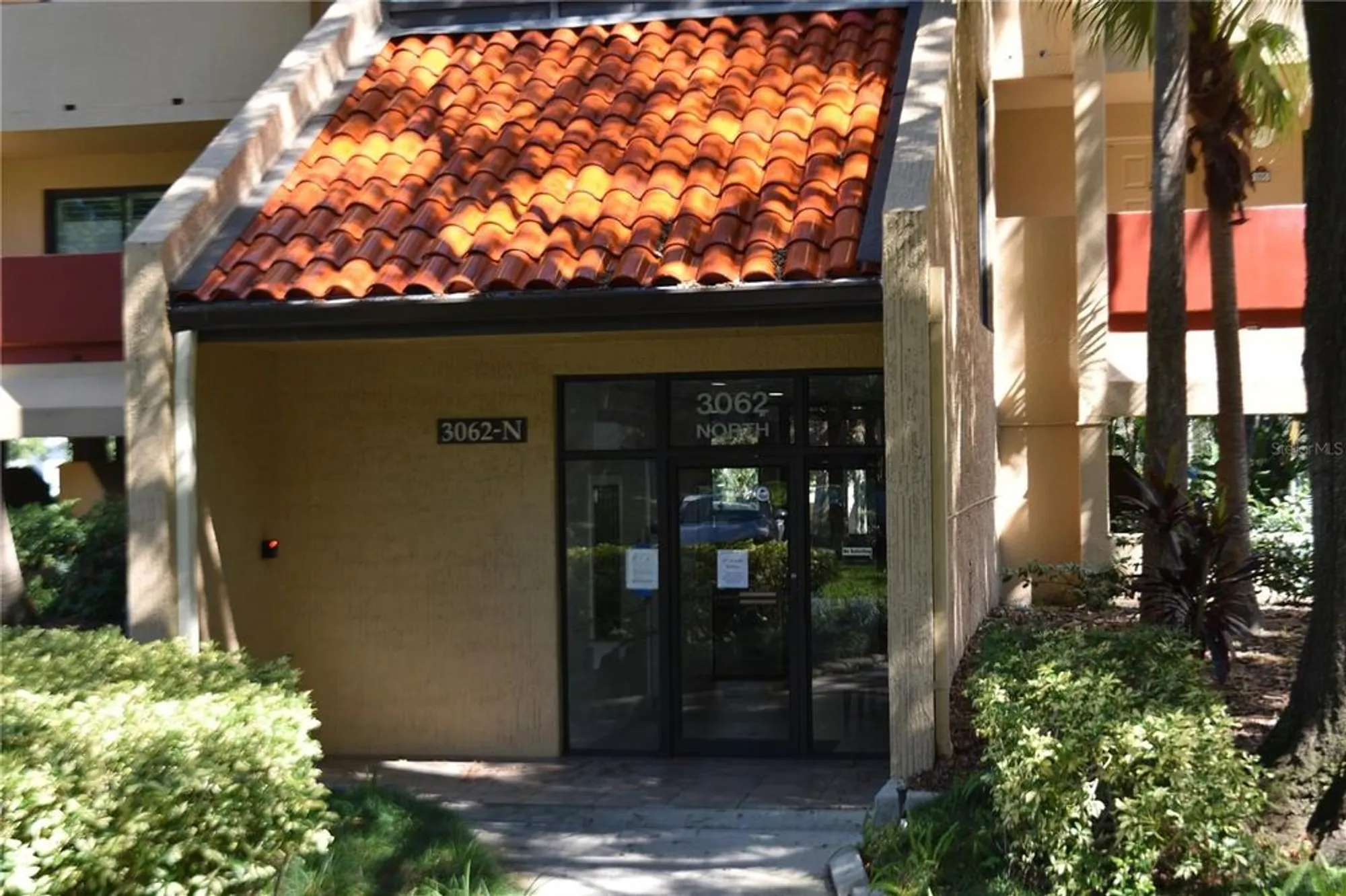 Property Slideshow image 1 of 59 | 3062 eastland blvd # d206, Clearwater, FL, 33761