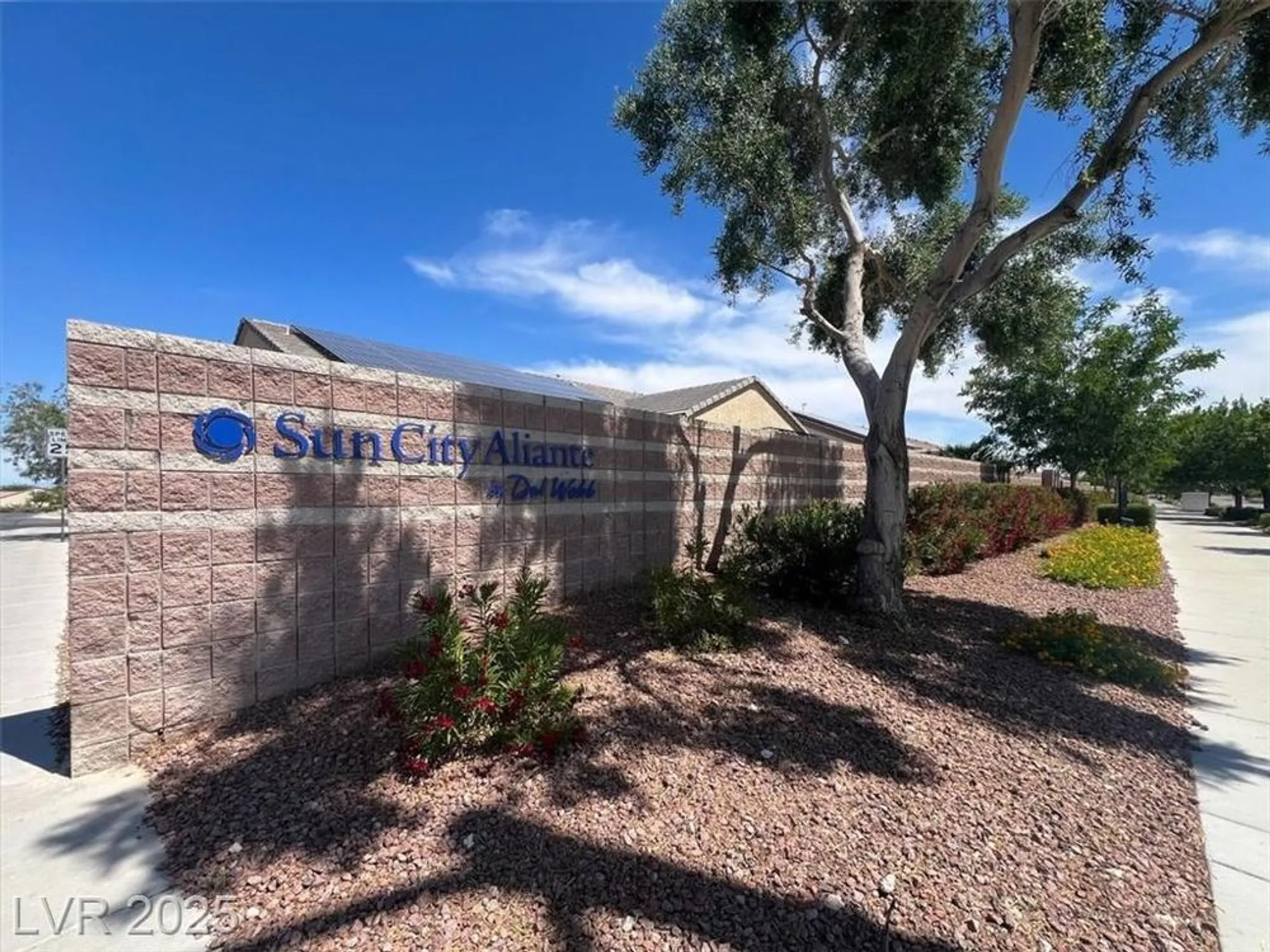 Property Slideshow image 31 of 52 | 7839 lyrebird dr, North Las Vegas, NV, 89084