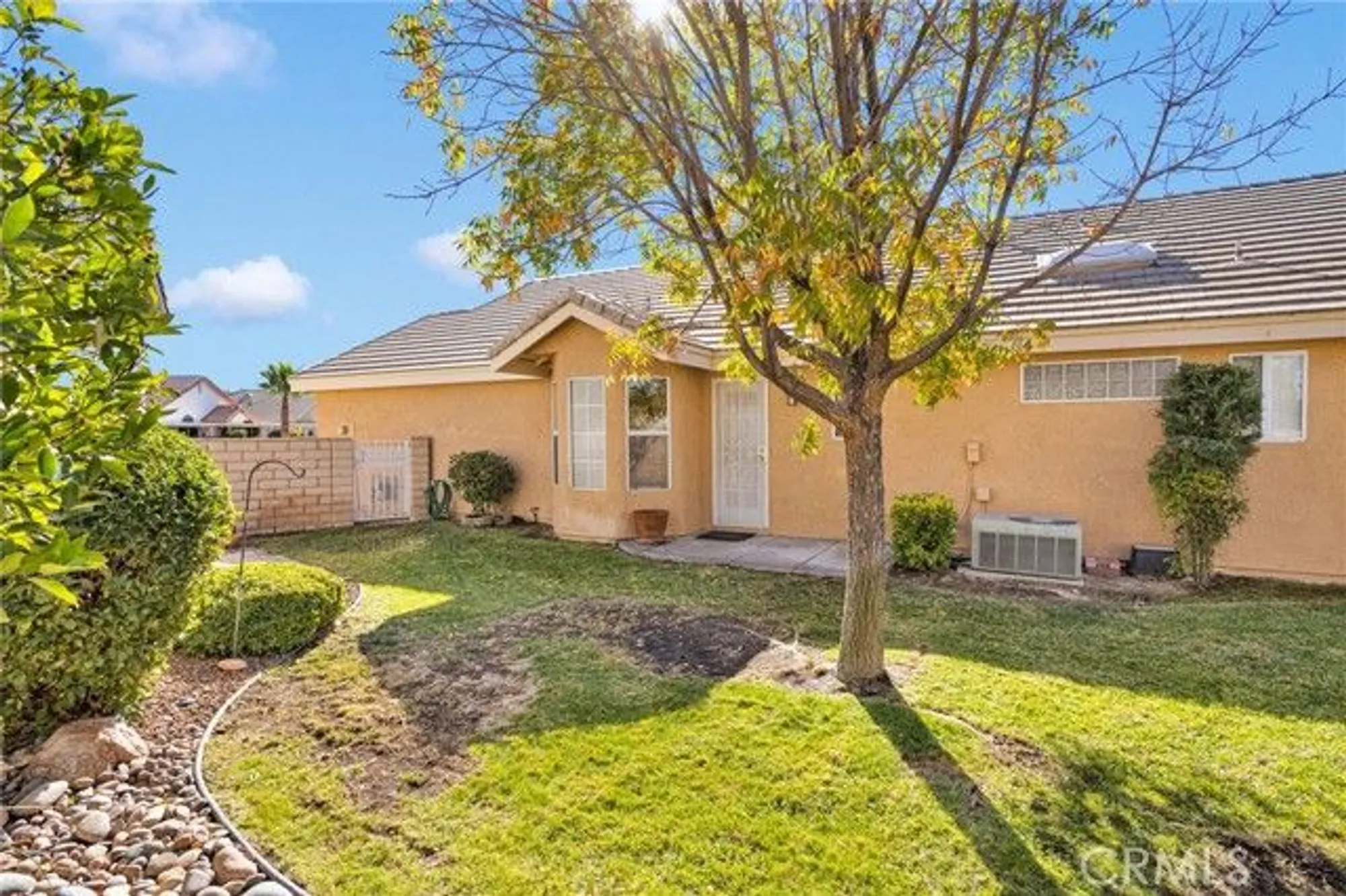 Property Slideshow image 23 of 28 | 11236 bunker cir, Apple Valley, CA, 92308