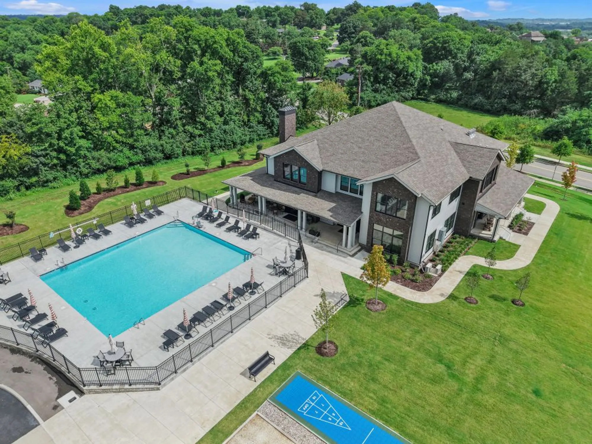 Property Slideshow image 39 of 56 | 6035 parkhaven blvd, Hermitage, TN, 37076