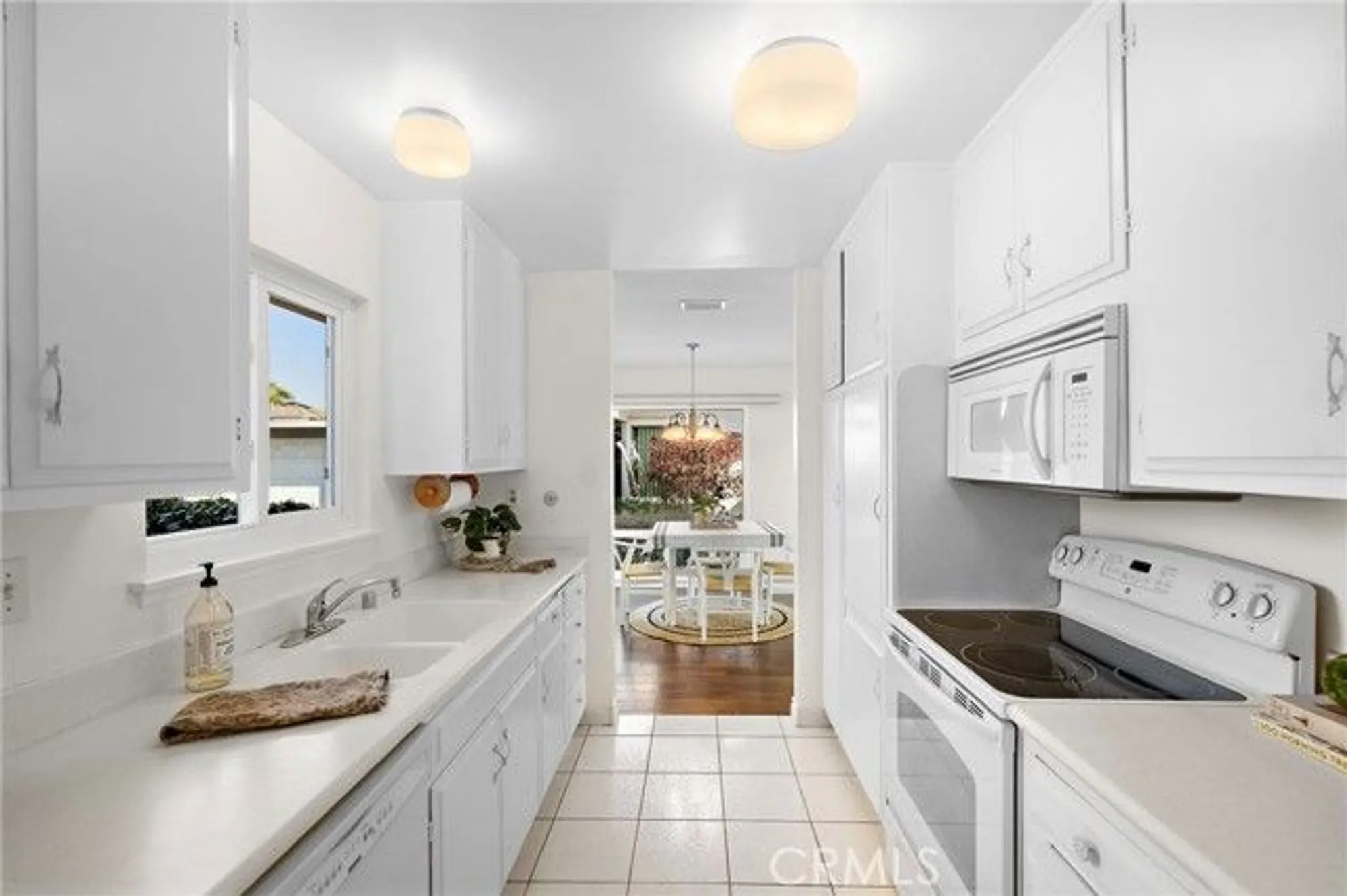 Property Slideshow image 6 of 20 | 408 camino san clemente, San Clemente, CA, 92672