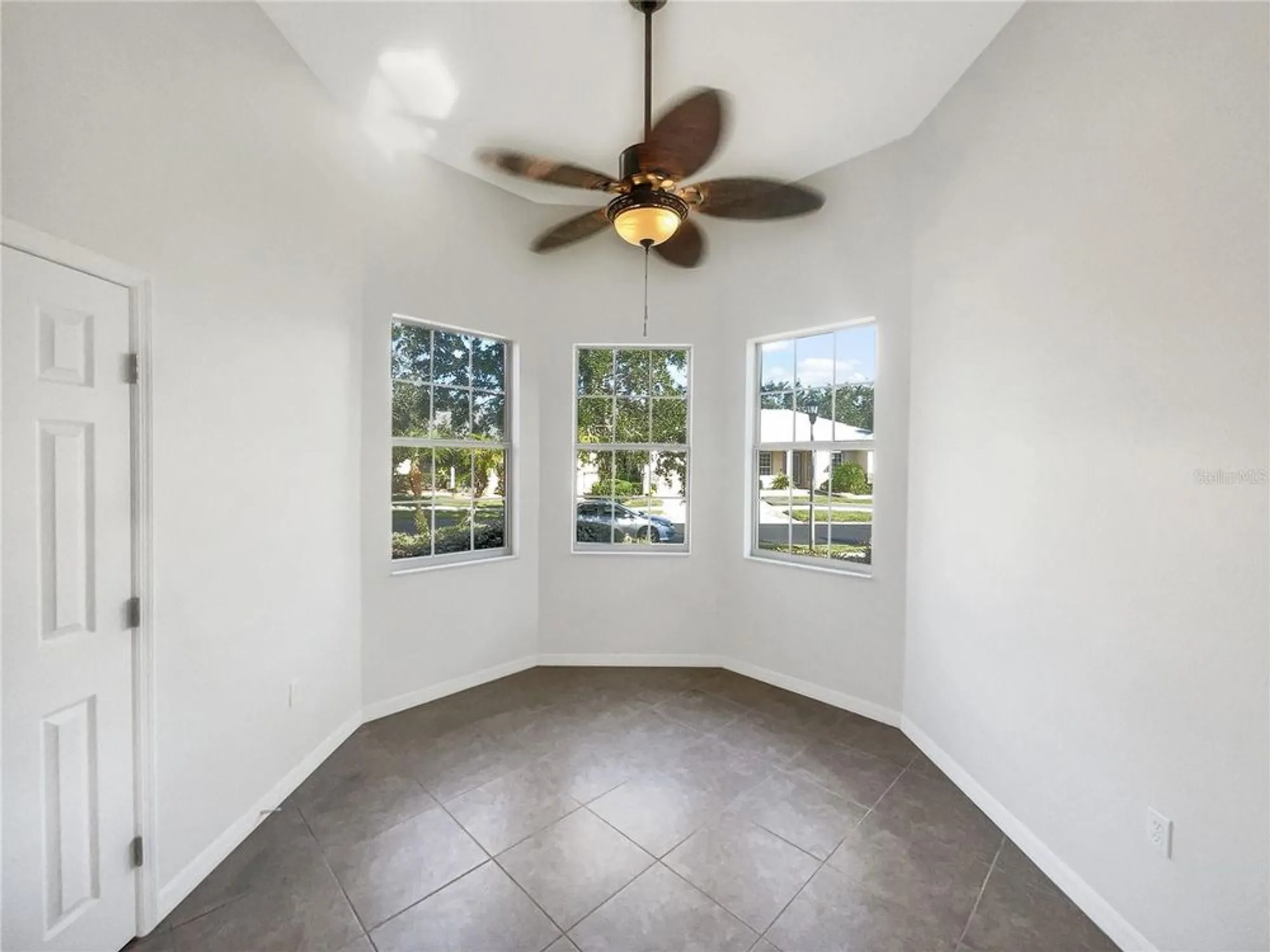 Property Slideshow image 7 of 24 | 113 venice ln, Kissimmee, FL, 34759