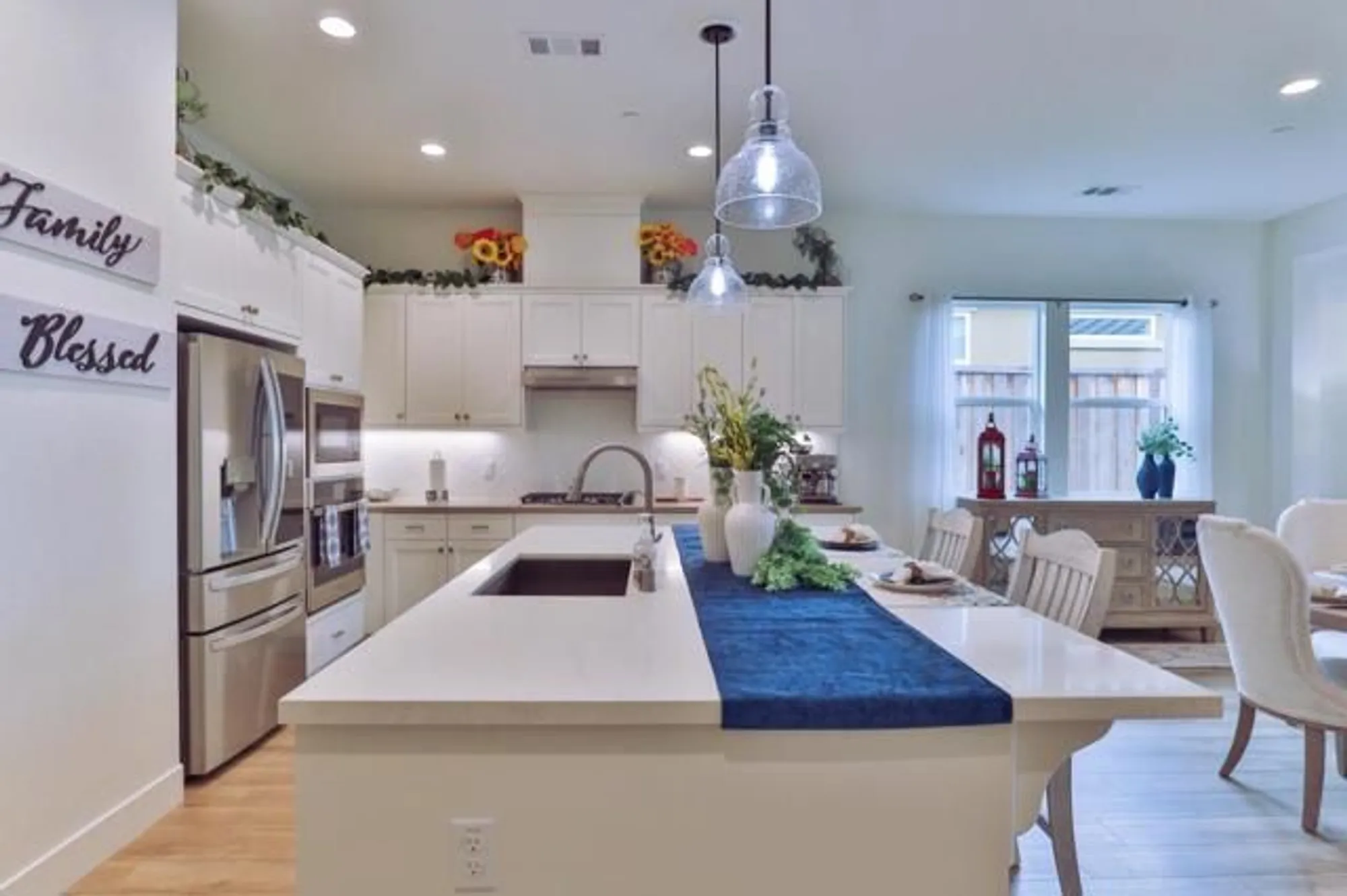 Property Slideshow image 6 of 52 | 2102 white oak dr, Hollister, CA, 95023