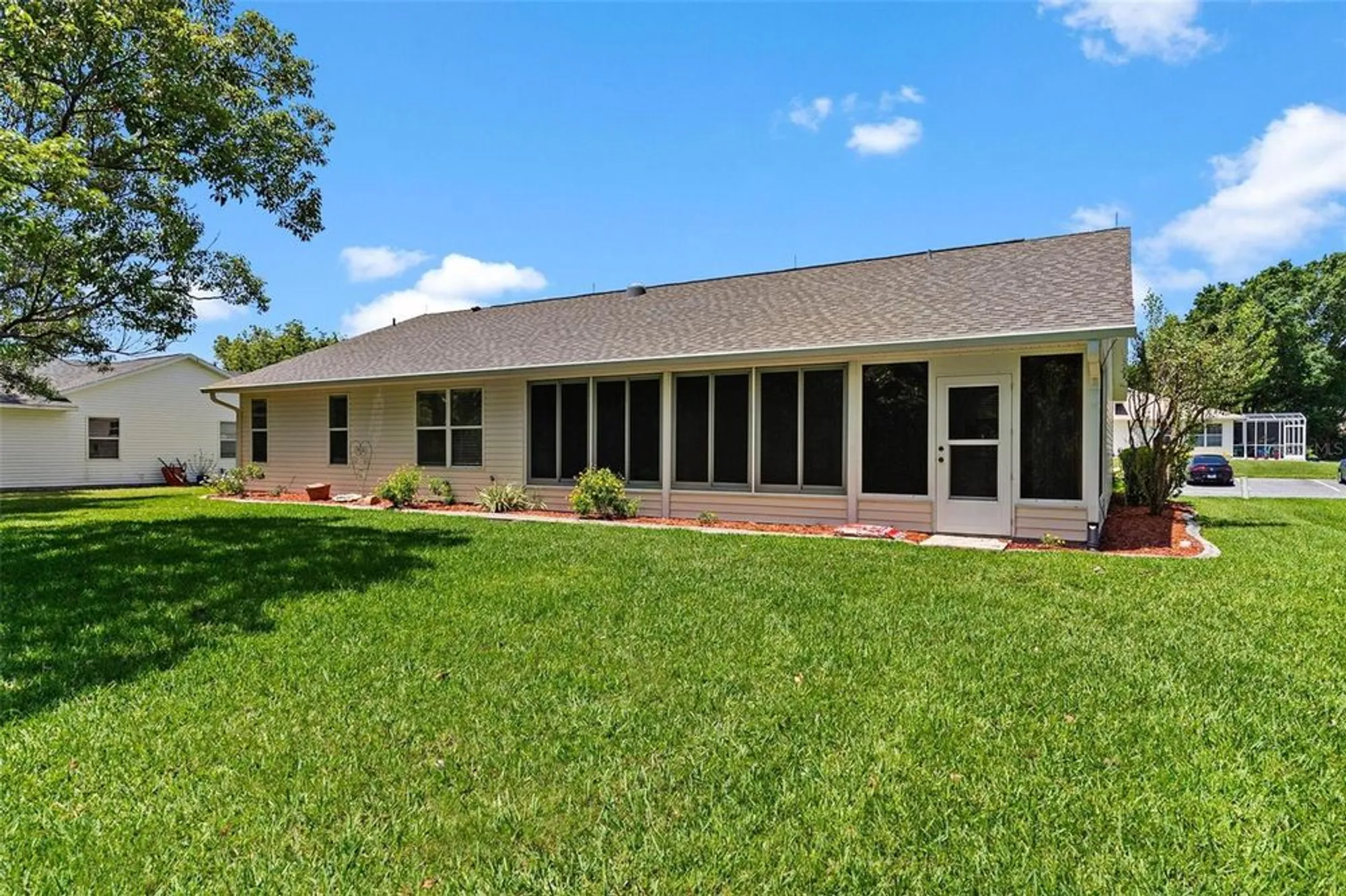 Property Slideshow image 40 of 48 | 26608 racquet cir, Leesburg, FL, 34748