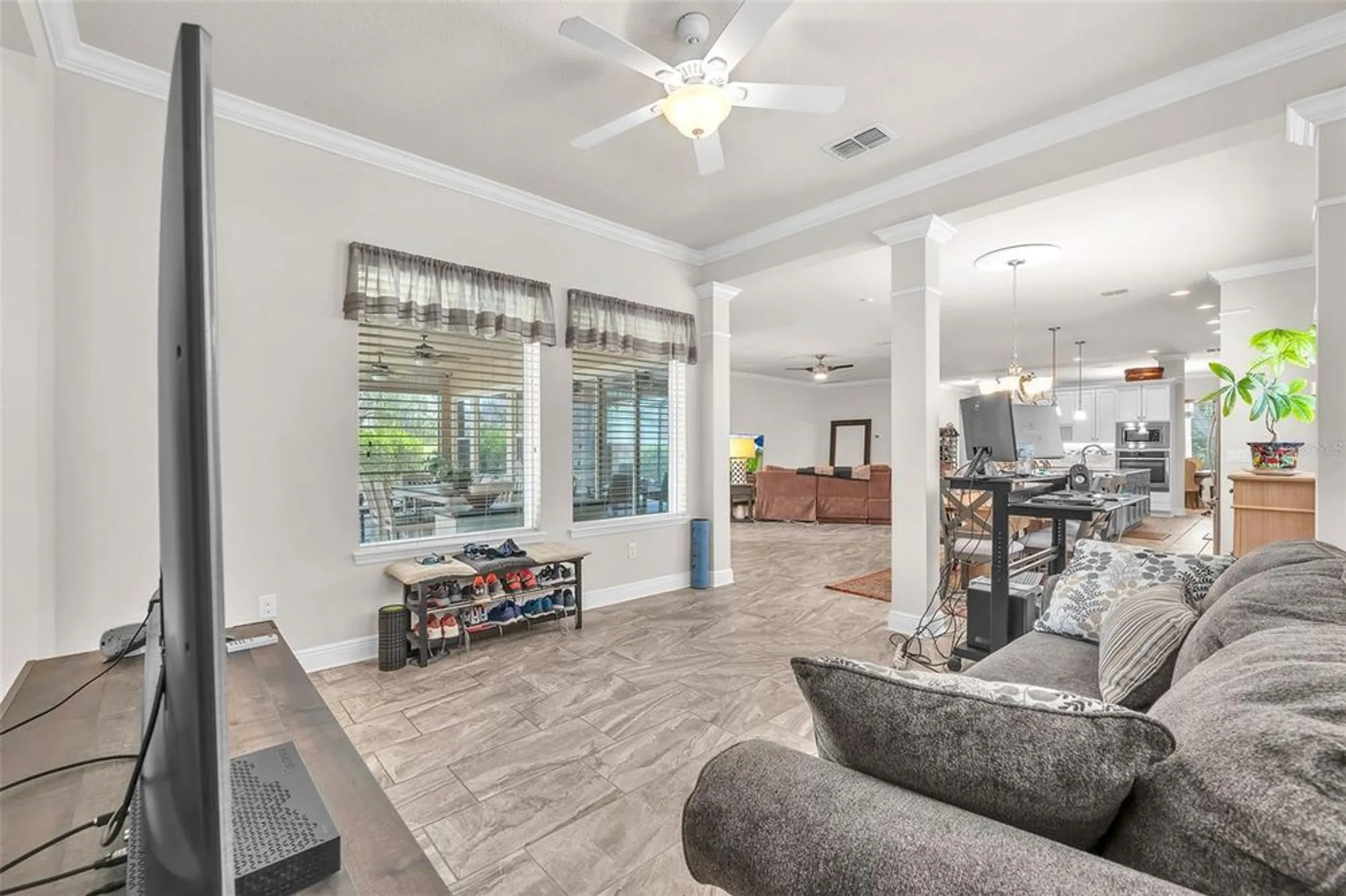 Property Slideshow image 32 of 58 | 6122 watercolor dr, Lithia, FL, 33547