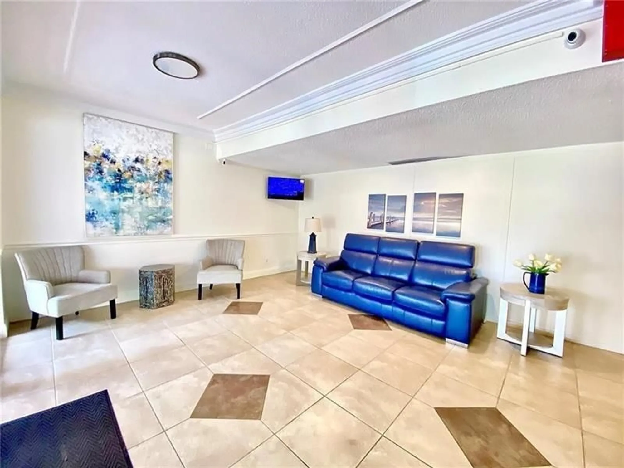 Property Slideshow image 3 of 28 | 4750 nw 22nd ct apt 410, Lauderhill, FL, 33313