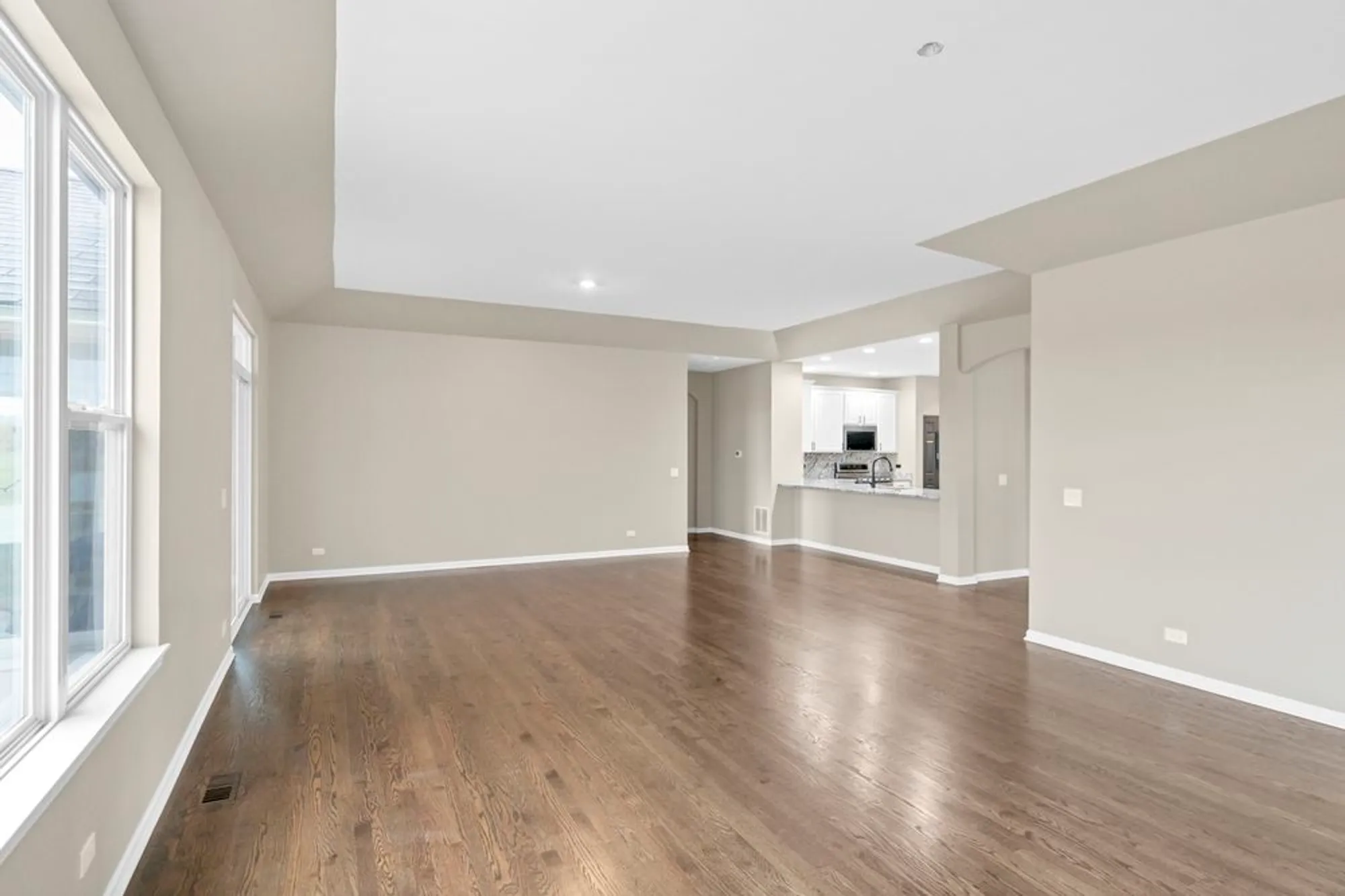 Property Slideshow image 35 of 71 | 2660 harnish dr, Algonquin, IL, 60102