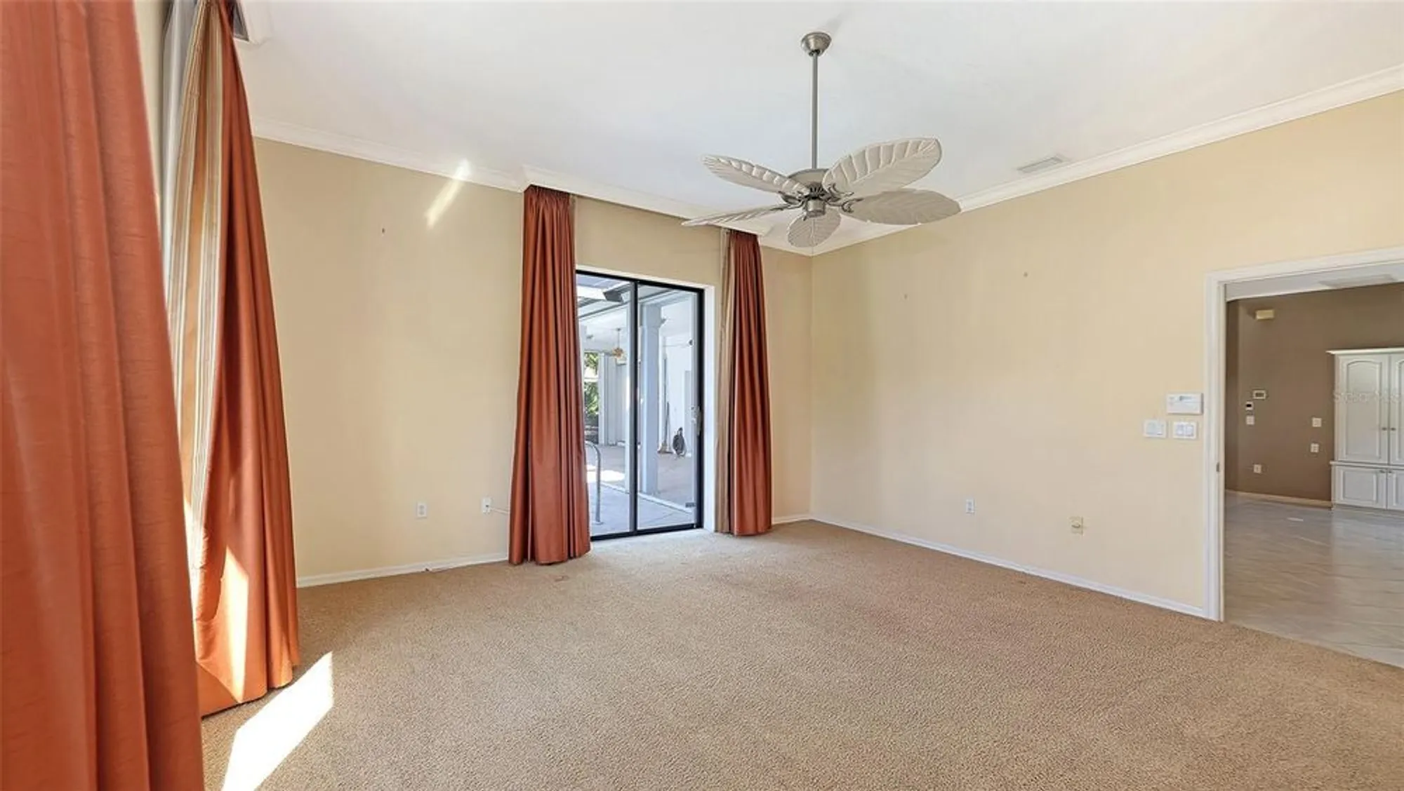 Property Slideshow image 22 of 60 | 8068 estates dr, Sarasota, FL, 34243