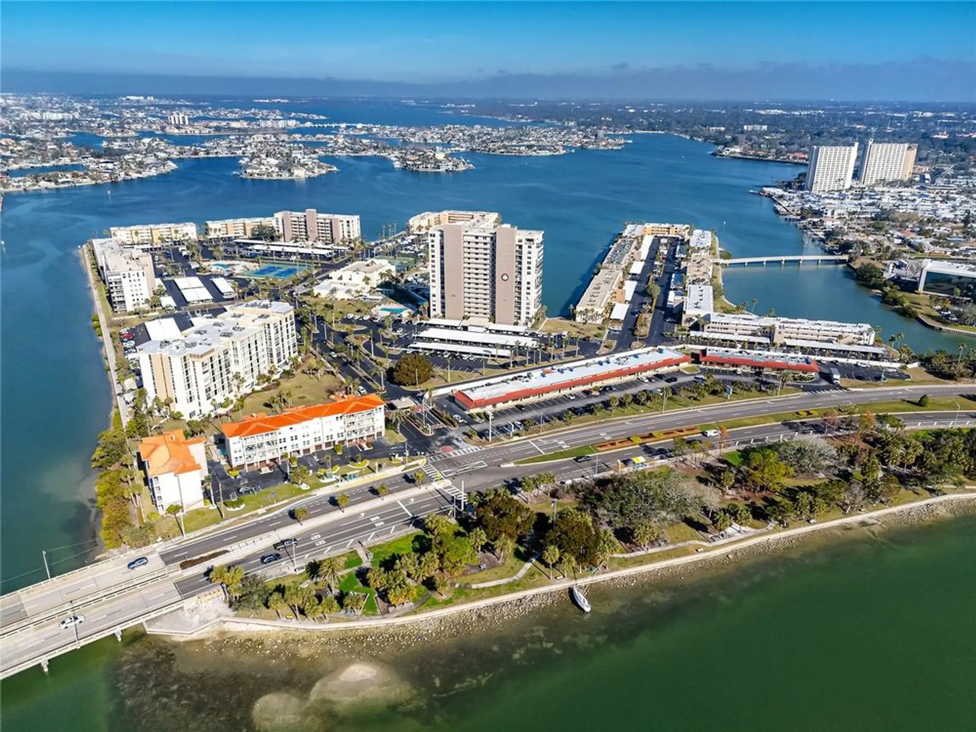 Property Slideshow image 58 of 59 | 7645 sun island dr 304, South Pasadena, FL, 33707