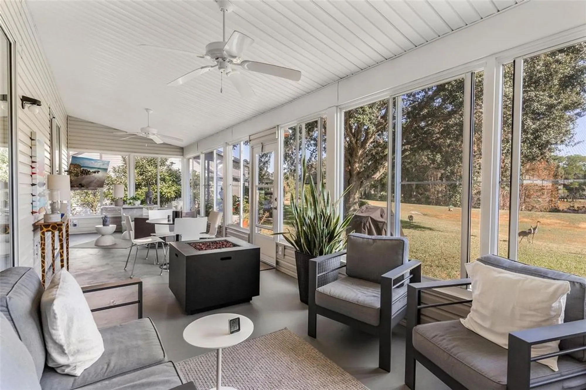 Property Slideshow image 33 of 55 | 25440 crestwater dr, Leesburg, FL, 34748