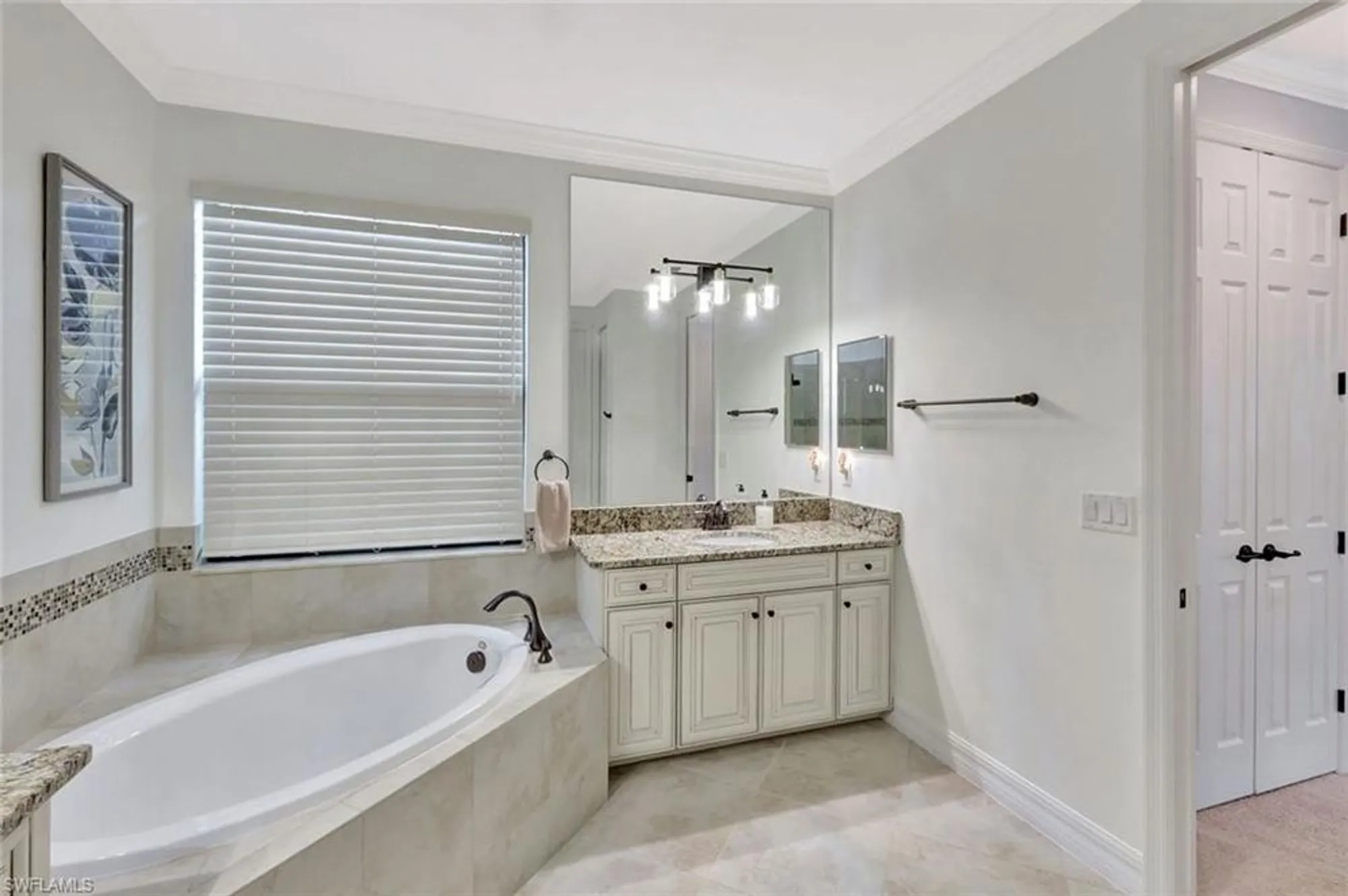 Property Slideshow image 21 of 47 | 28550 westmeath ct, Bonita Springs, FL, 34135