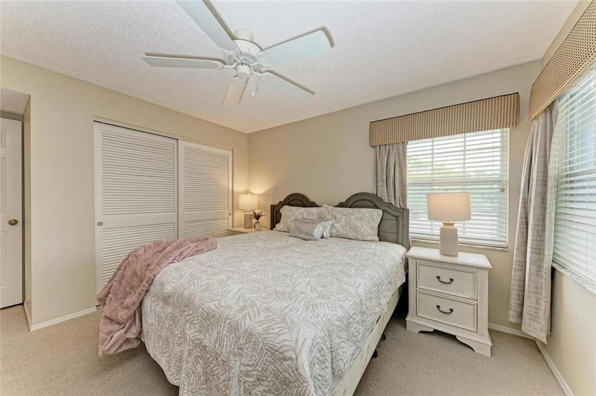Property Slideshow image 24 of 45 | 1247 edgewater cir # 1247, Bradenton, FL, 34209