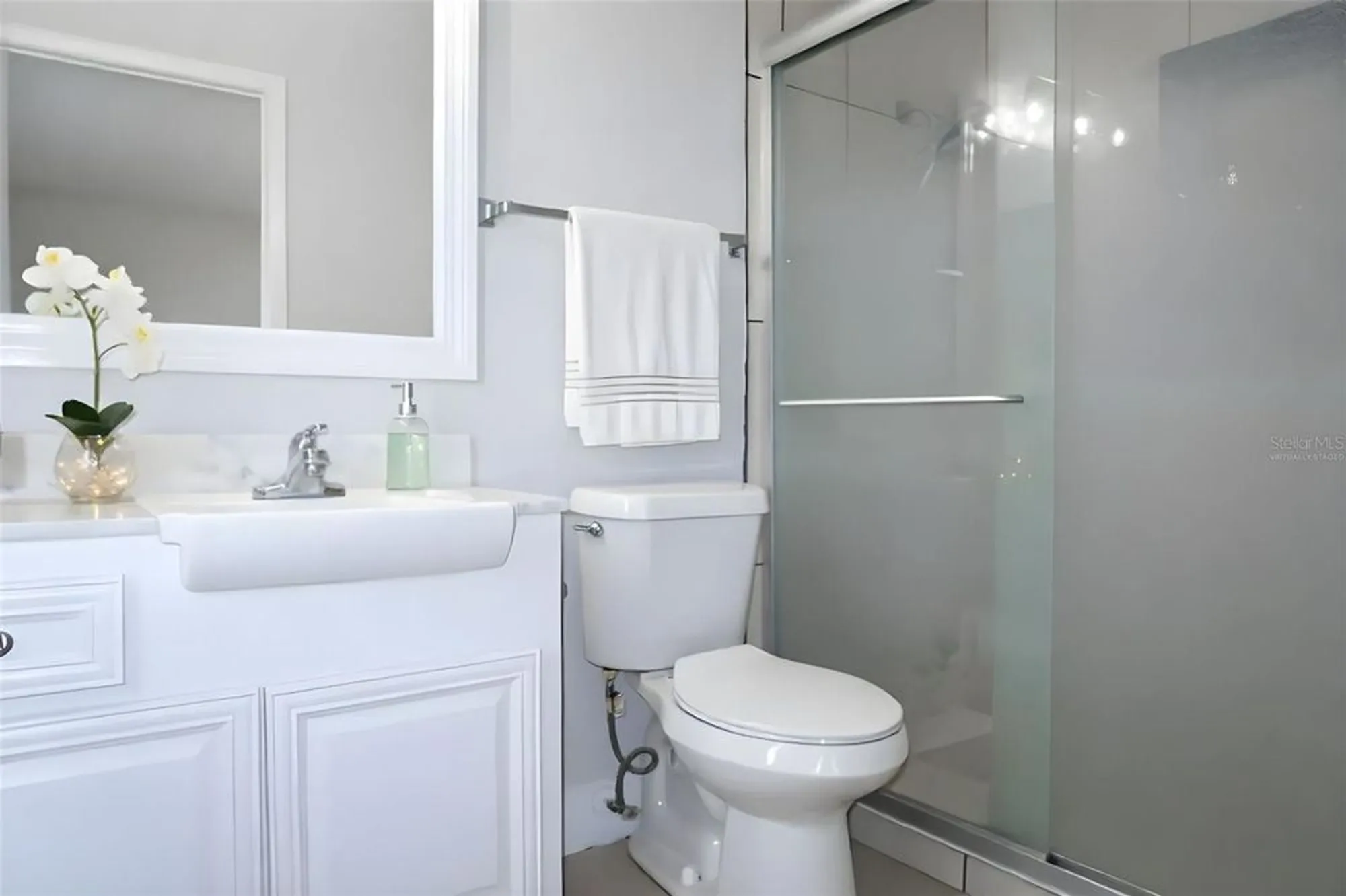 Property Slideshow image 9 of 30 | 806 oakmont ave, Sun City Center, FL, 33573