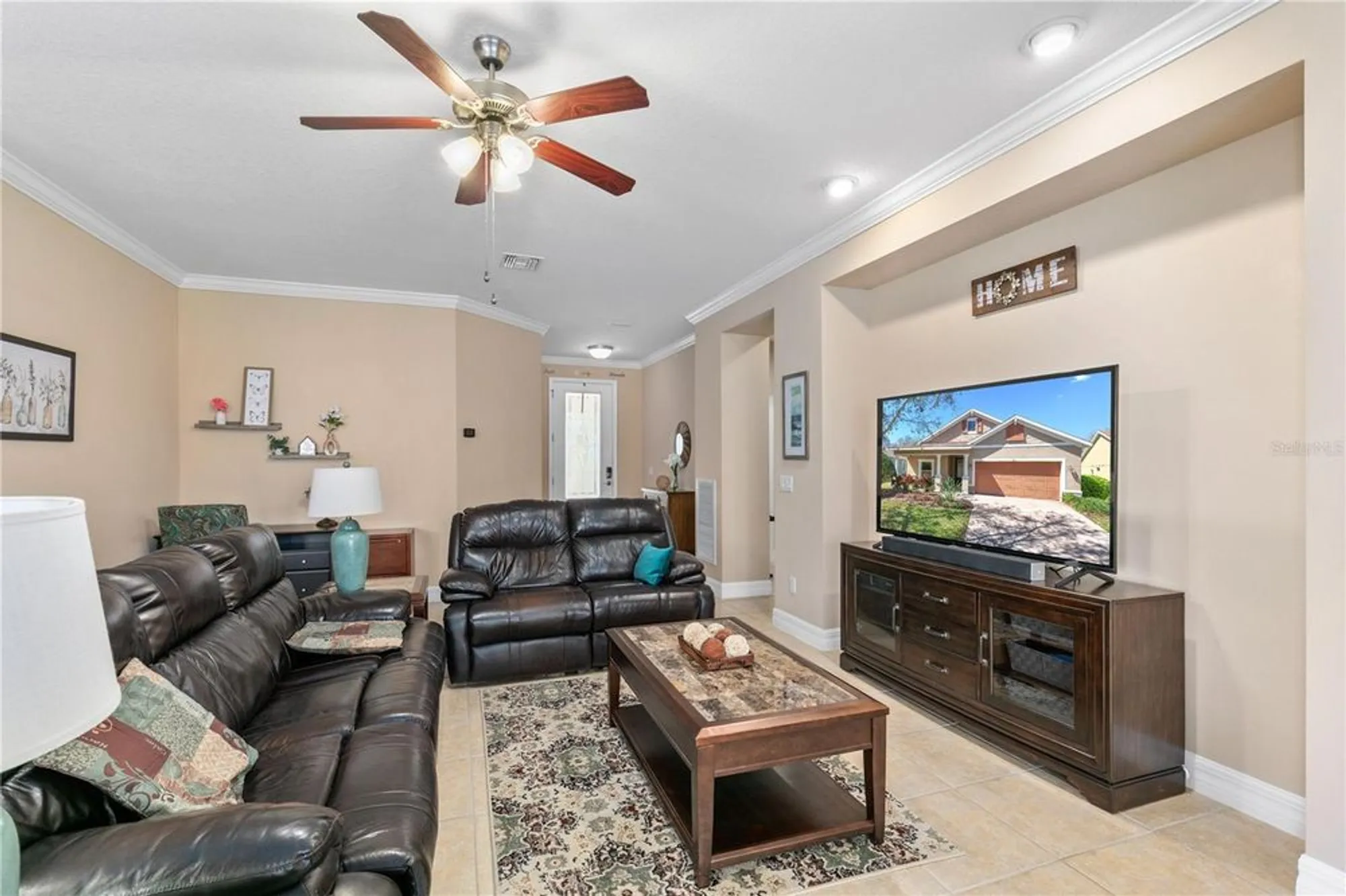 Property Slideshow image 6 of 49 | 105 cupania ct, Groveland, FL, 34736