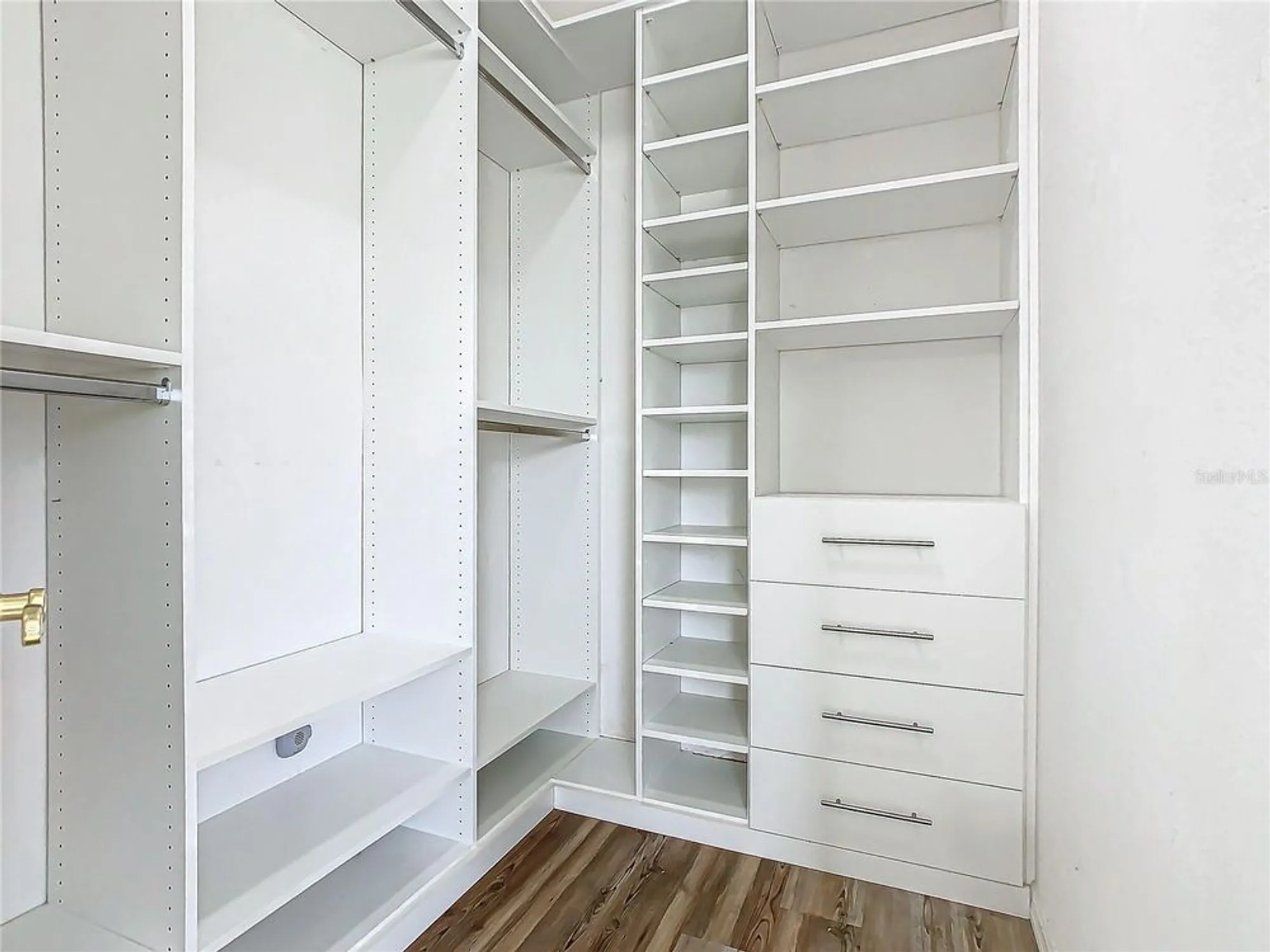 Property Slideshow image 31 of 80 | 243 new river dr, Kissimmee, FL, 34759