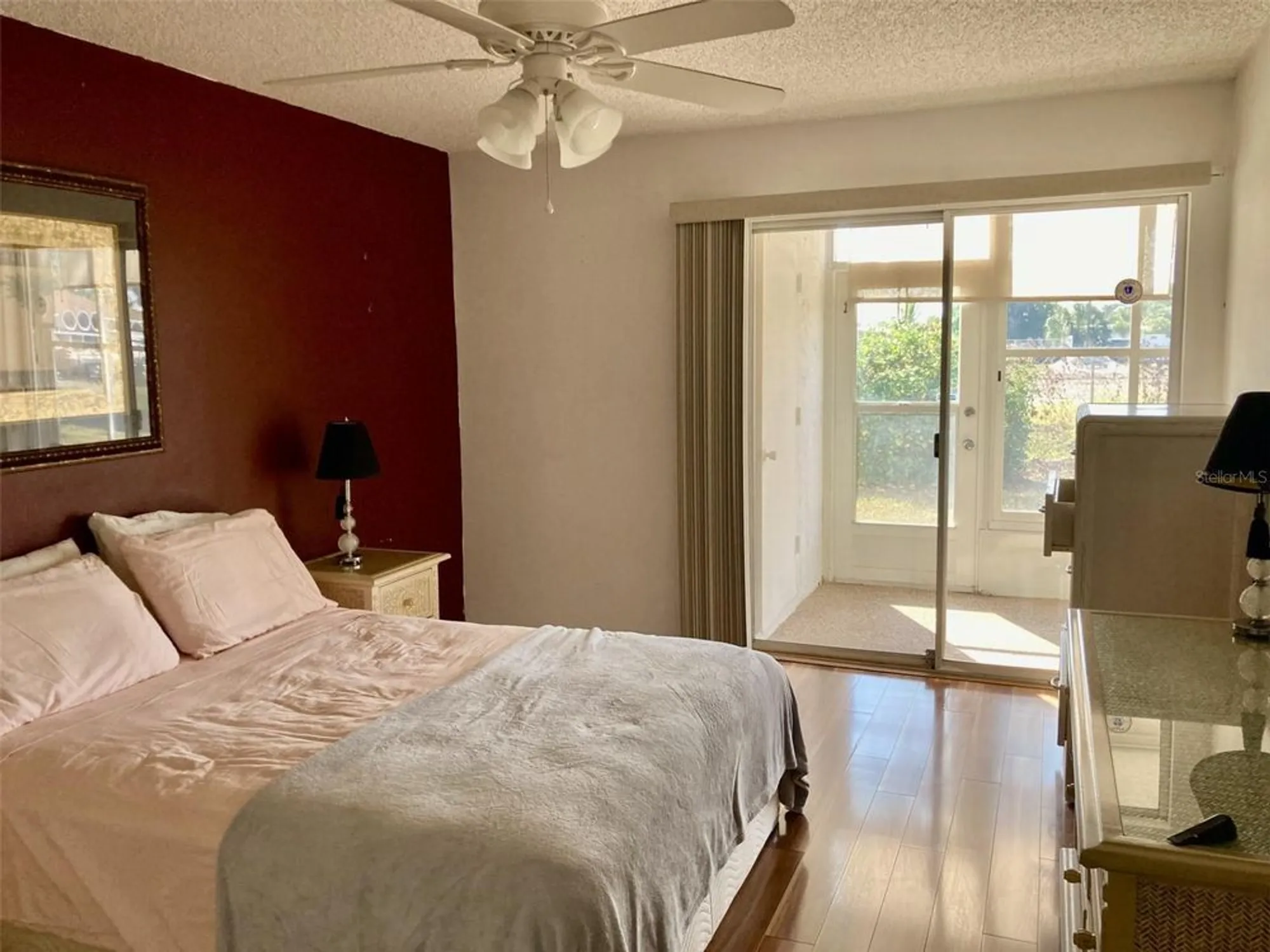 Property Slideshow image 9 of 23 | 304 47th avenue dr 112, Bradenton, FL, 34207