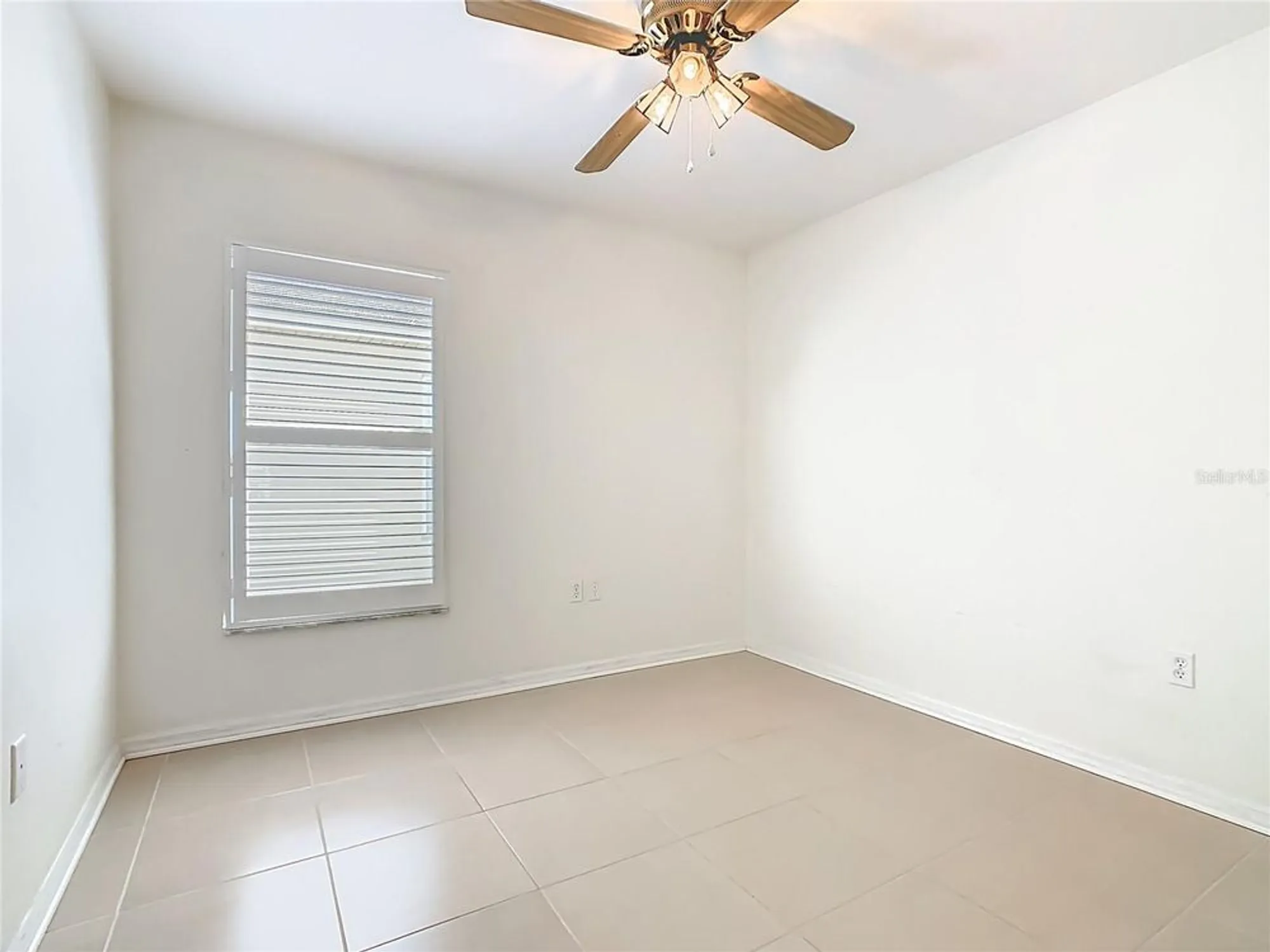Property Slideshow image 28 of 49 | 205 bell tower xing, Poinciana, FL, 34759