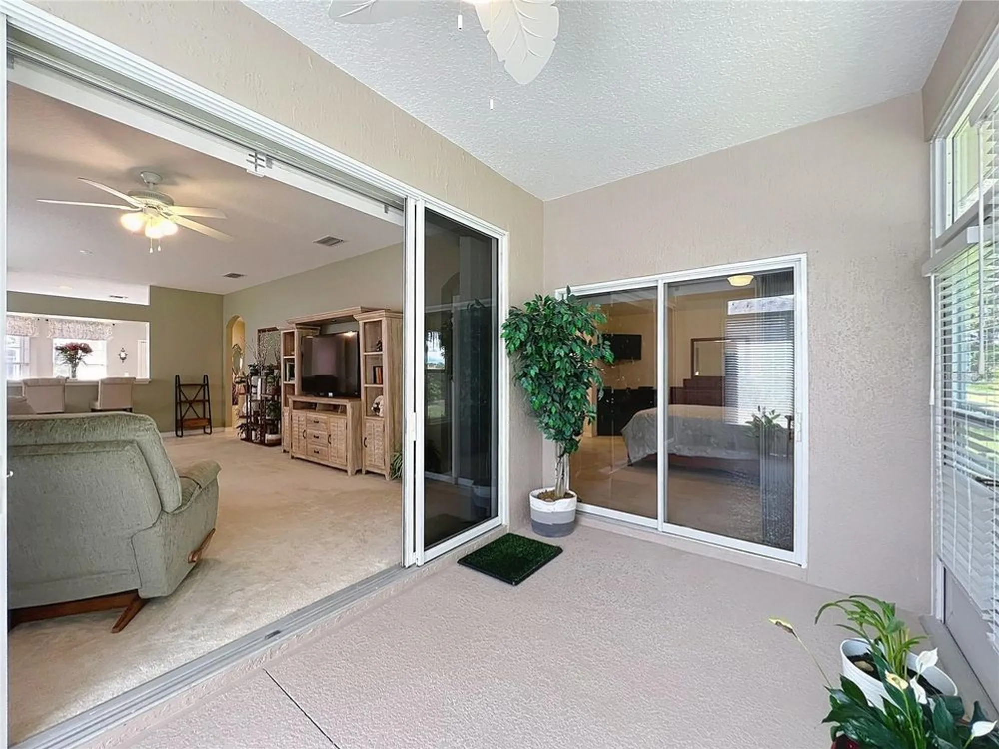 Property Slideshow image 44 of 59 | 5643 bounty cir, Tavares, FL, 32778