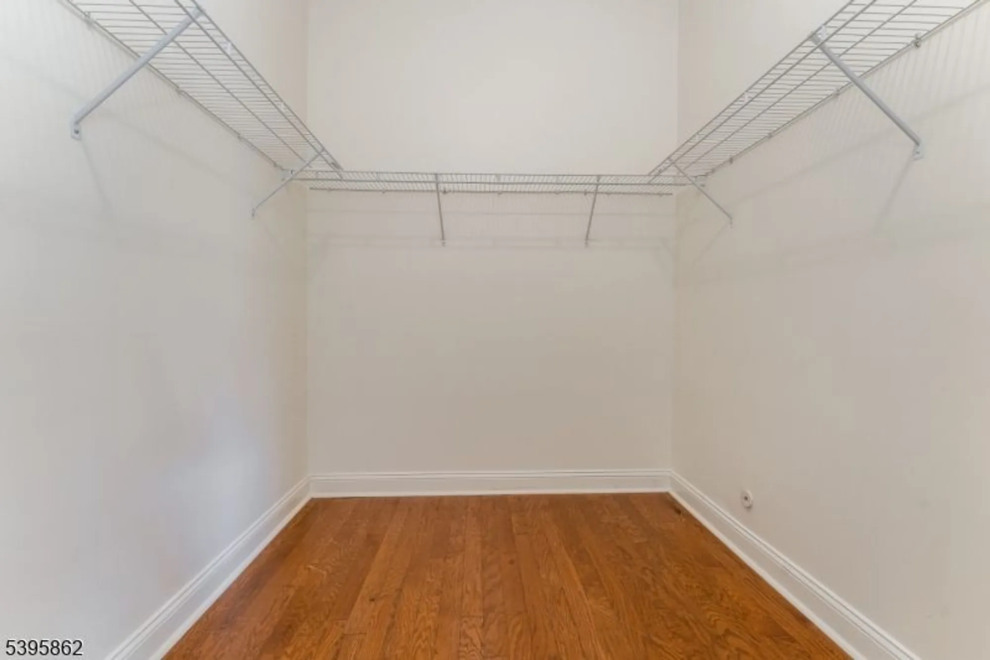 Property Slideshow image 18 of 29 | 24 dinah dr, Phillipsburg, NJ, 08865