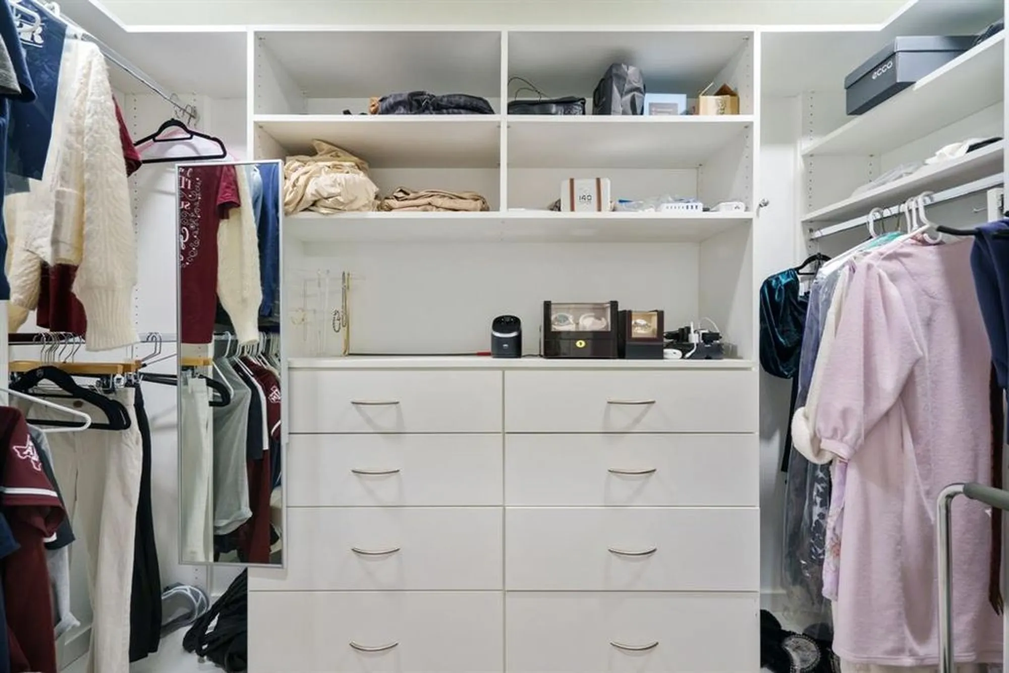 Property Slideshow image 14 of 35 | 651 n watters rd apt 1101, Allen, TX, 75013