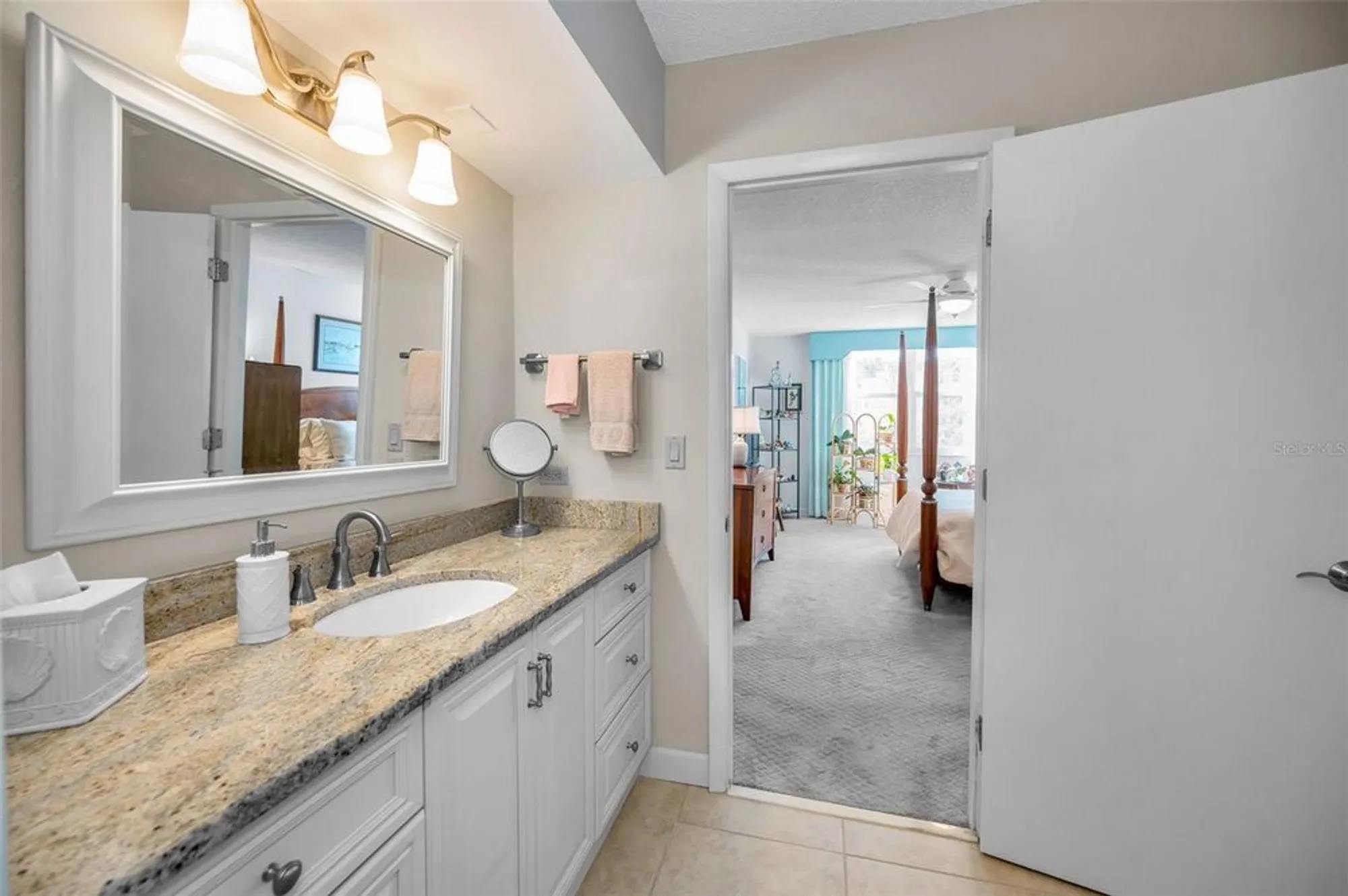 Property Slideshow image 28 of 42 | 632 edgewater dr 433, Dunedin, FL, 34698