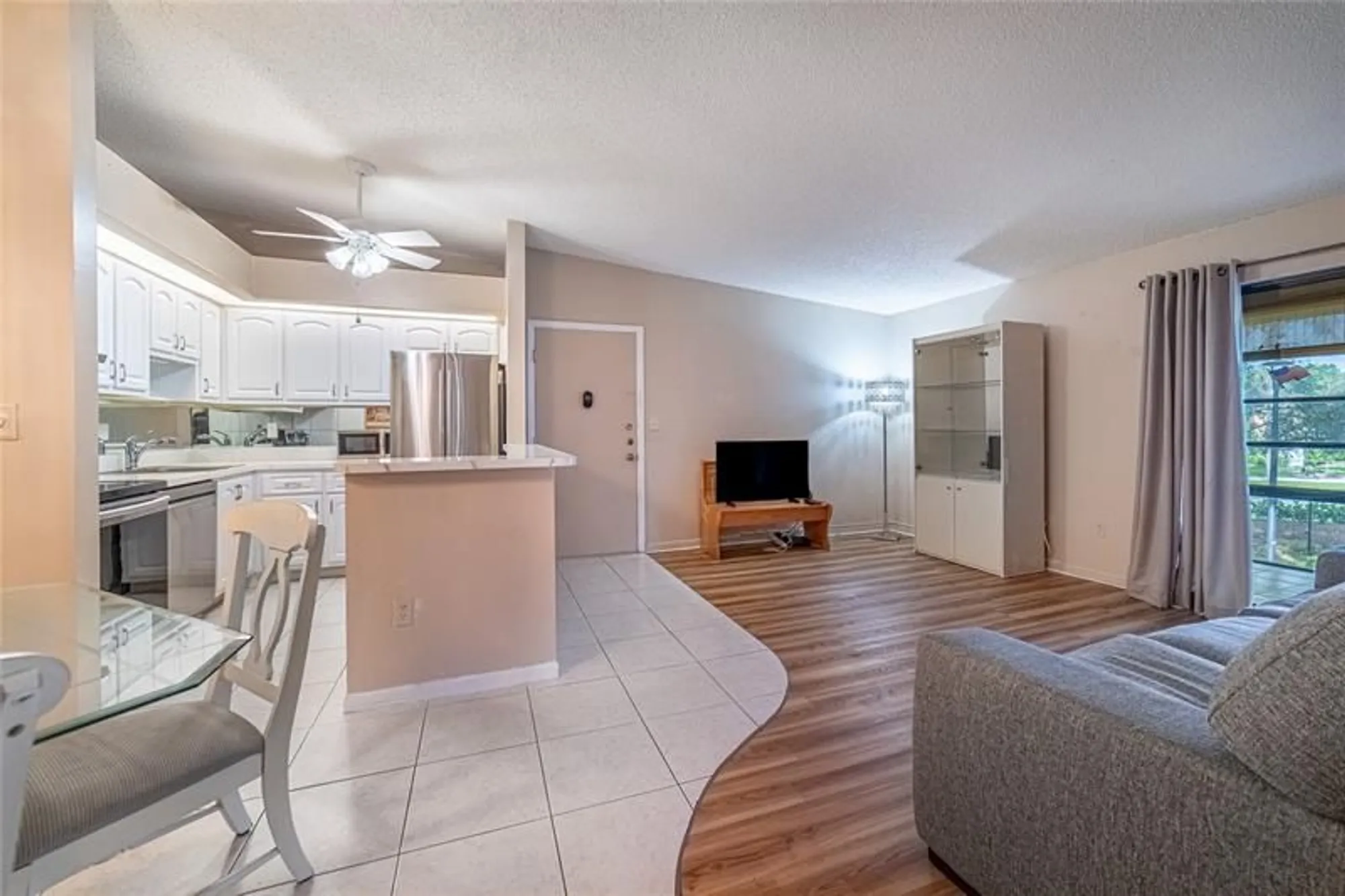 Property Slideshow image 1 of 29 | 9998 n belfort cir # 9998, Tamarac, FL, 33321