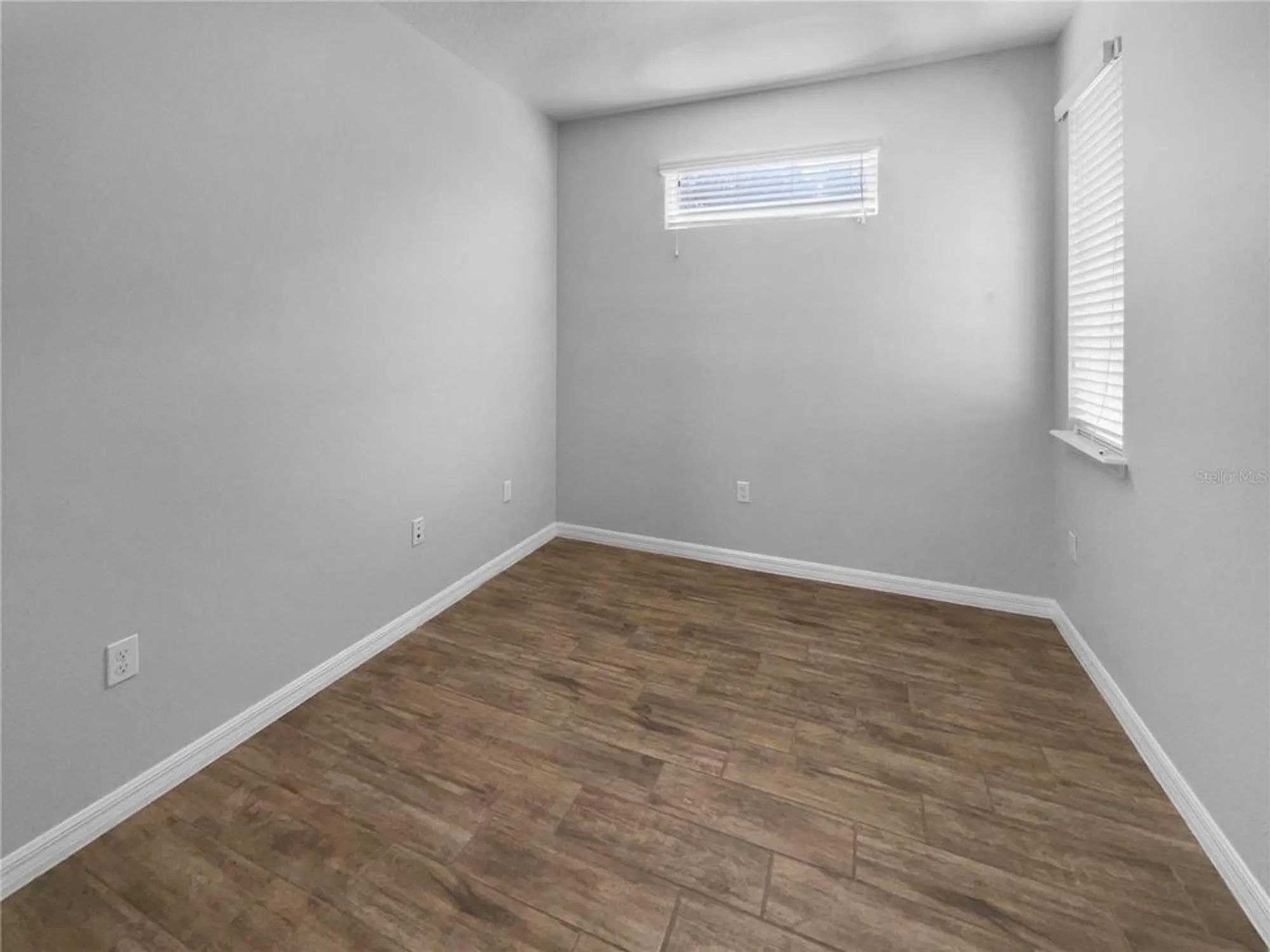 Property Slideshow image 13 of 22 | 363 alcove dr, Groveland, FL, 34736