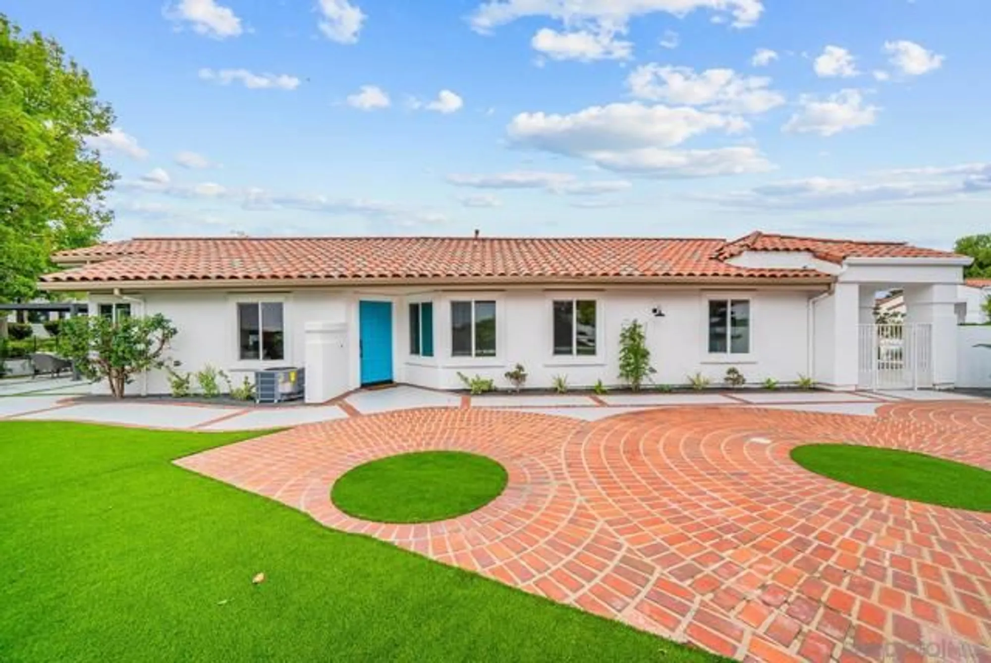 Property Slideshow image 24 of 30 | 4737 galicia way, Oceanside, CA, 92056
