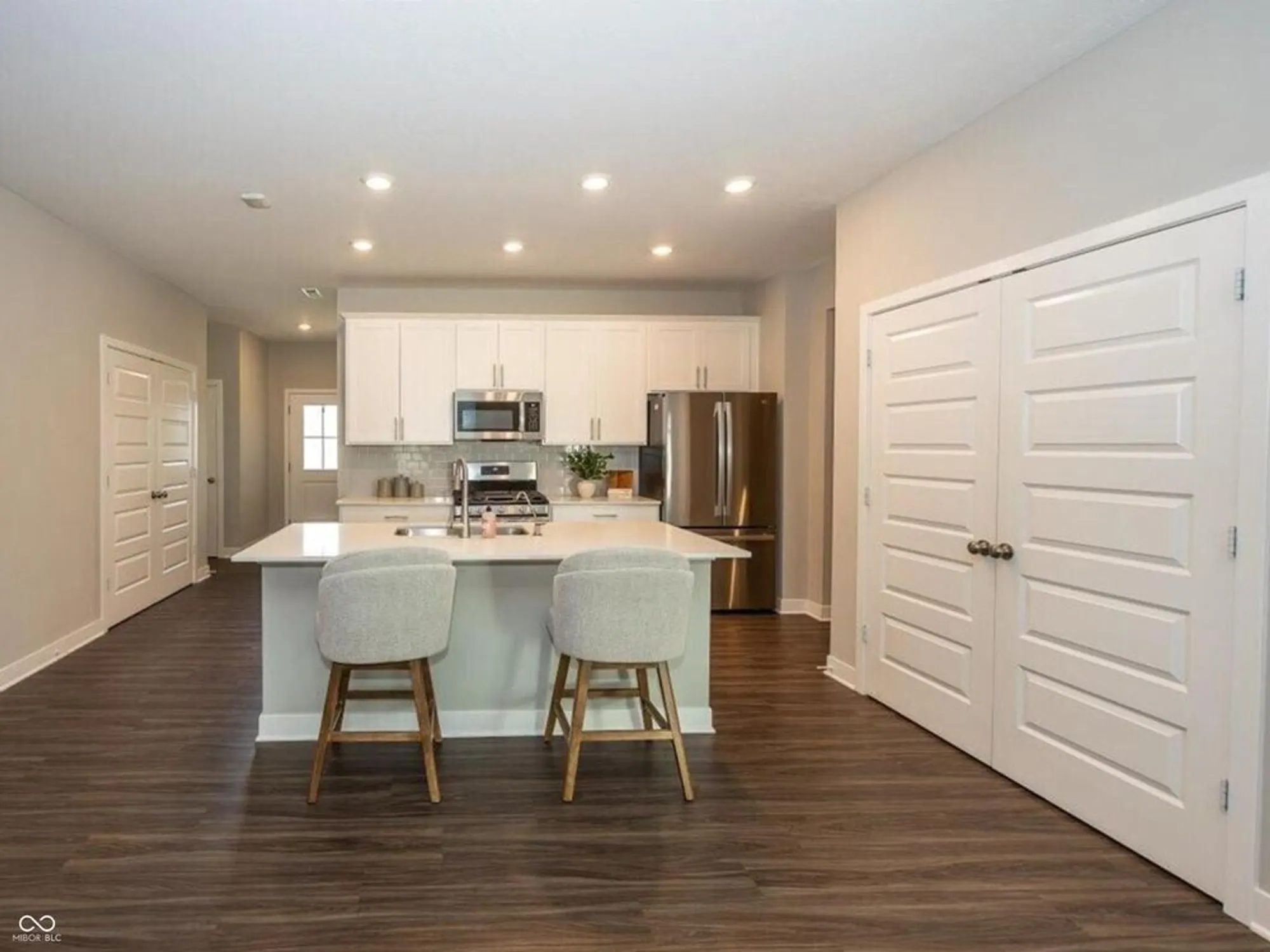 Property Slideshow image 12 of 28 | 5316 chambers ct, Mccordsville, IN, 46055