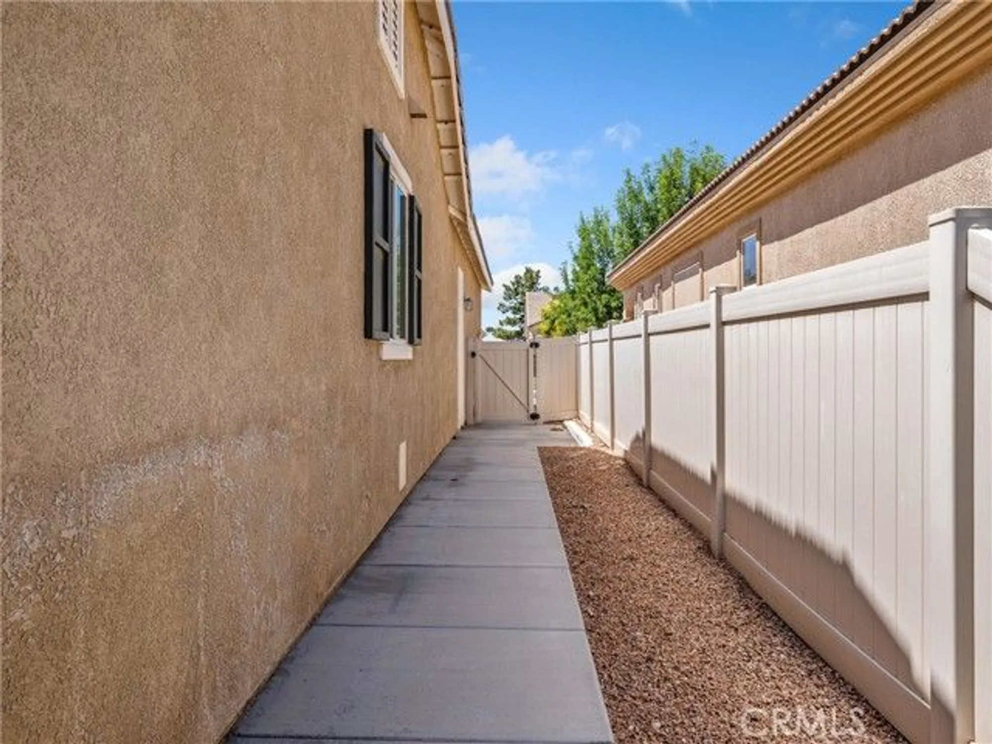 Property Slideshow image 26 of 34 | 10803 katepwa st, Apple Valley, CA, 92308