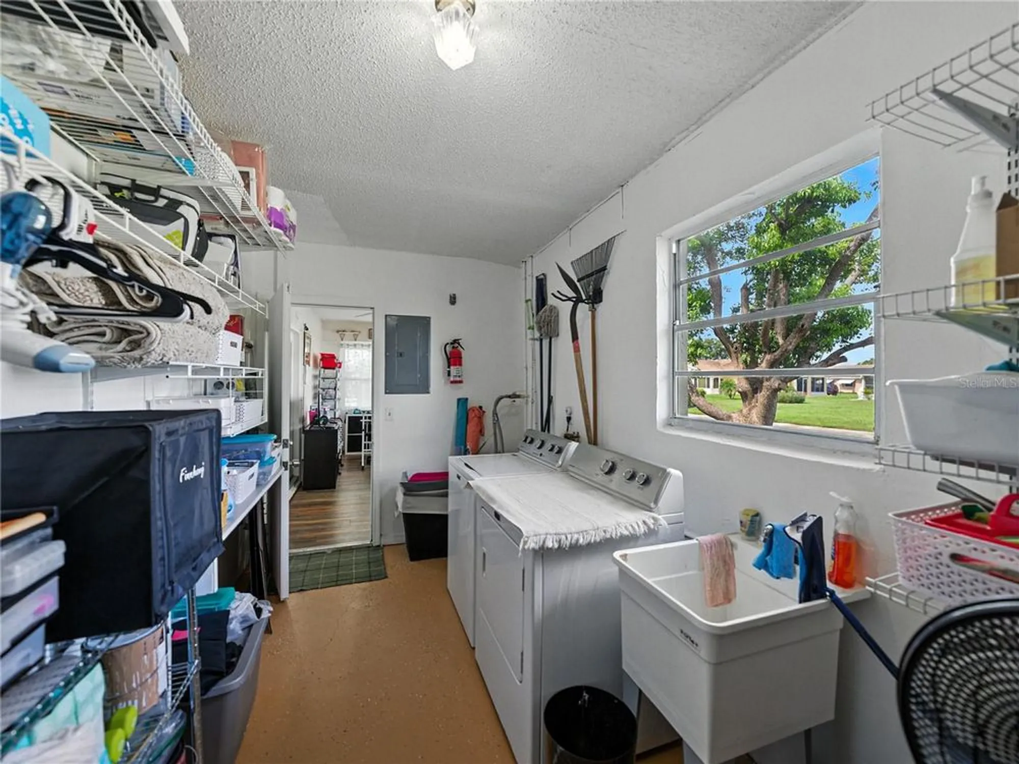 Property Slideshow image 30 of 42 | 322 gloucester blvd # 322, Sun City Center, FL, 33573
