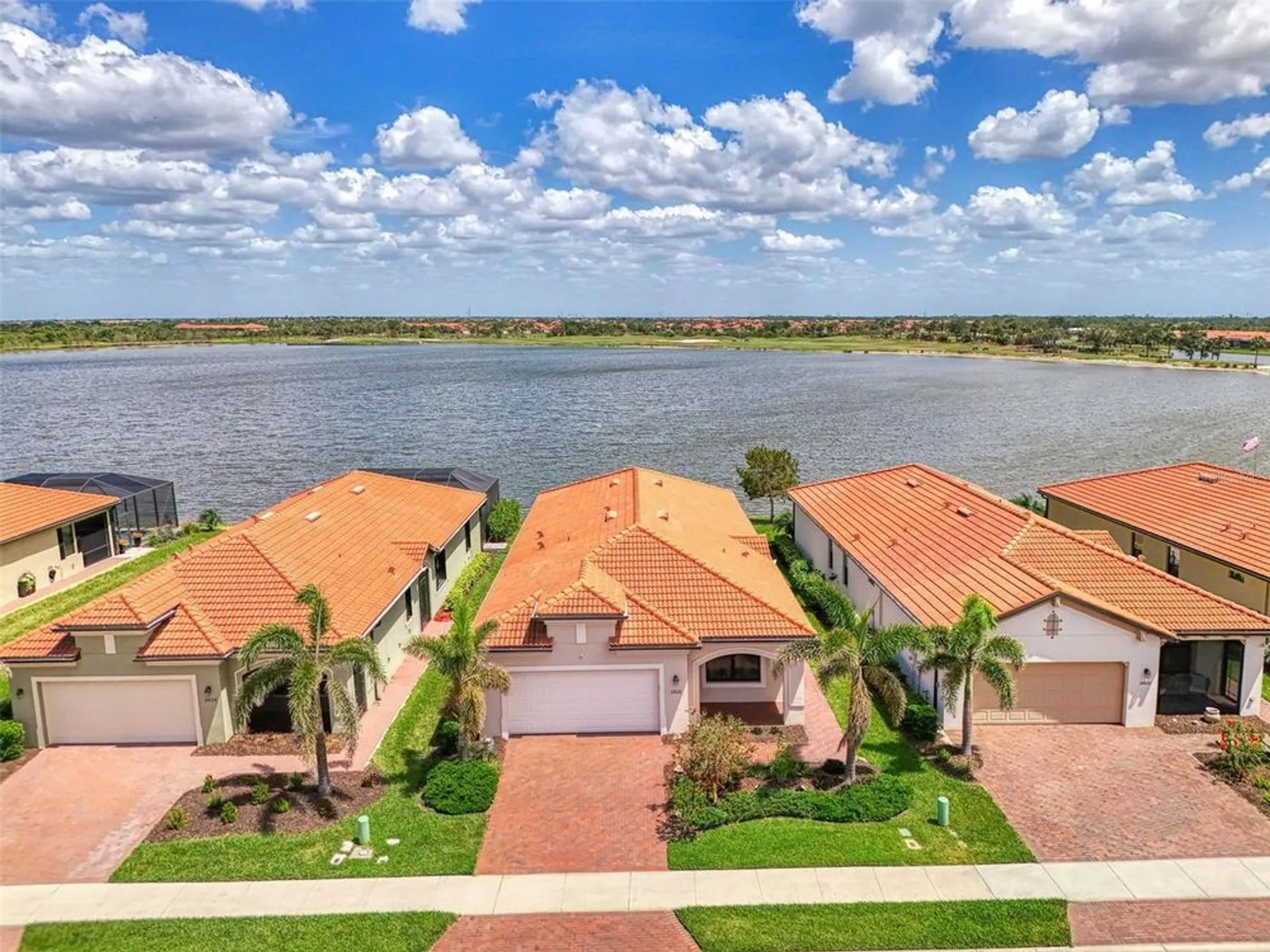 Property Slideshow image 1 of 95 | 24128 spartina dr, Venice, FL, 34293