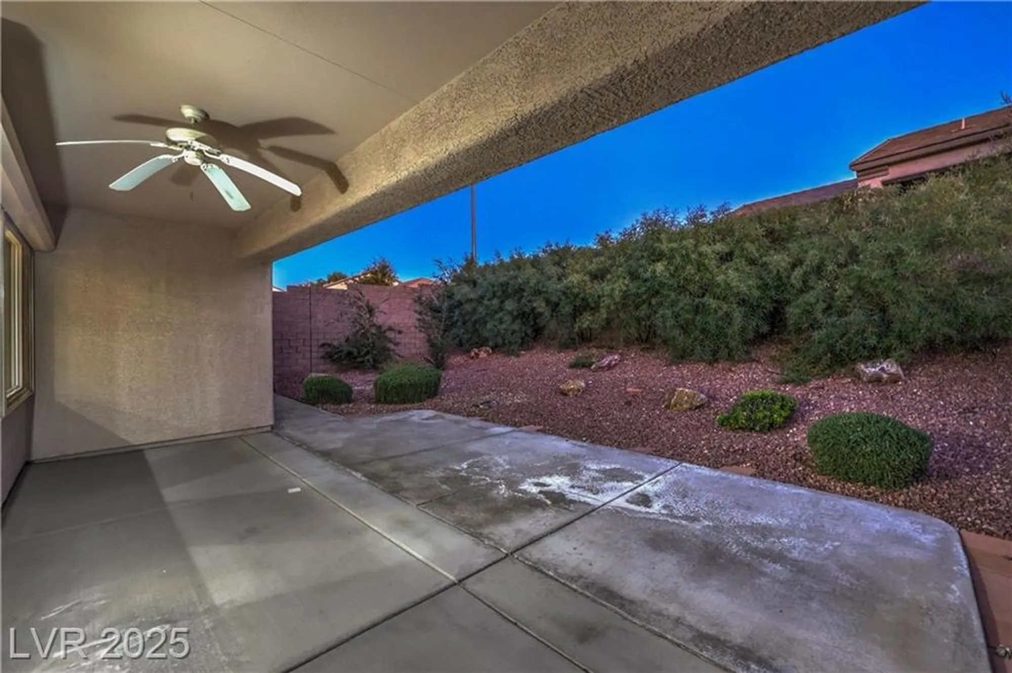 Property Slideshow image 28 of 52 | 2519 ashen light dr, Henderson, NV, 89044