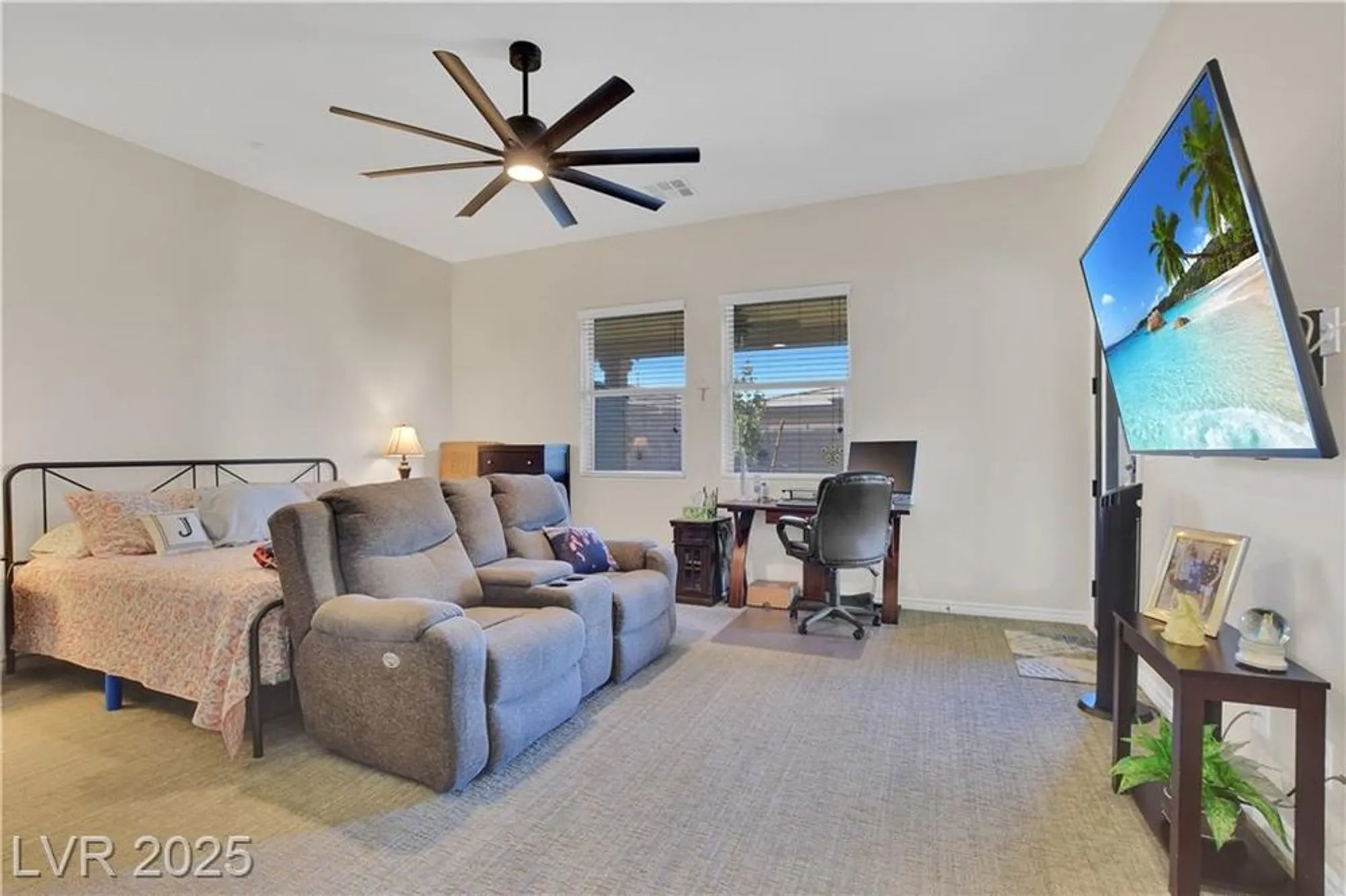 Property Slideshow image 19 of 30 | 677 look lively ct, Henderson, NV, 89011