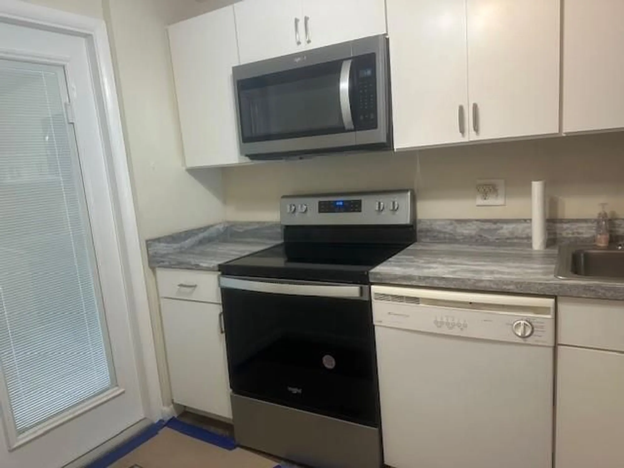 Property Slideshow image 3 of 24 | 2731 ne 14th street cswy 135, Pompano Beach, FL, 33062