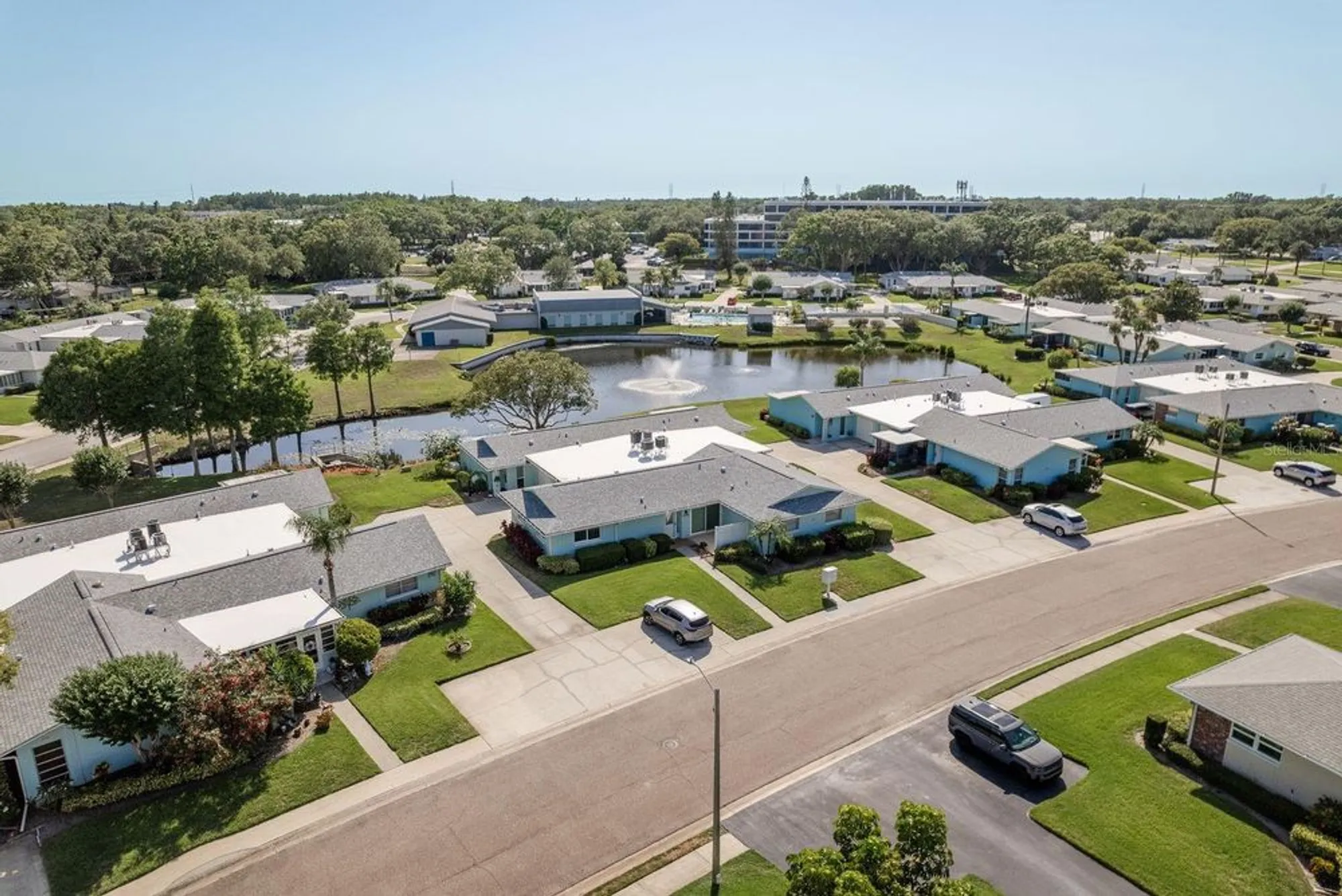 Property Slideshow image 32 of 55 | 2738 sherbrooke ln c, Palm Harbor, FL, 34684