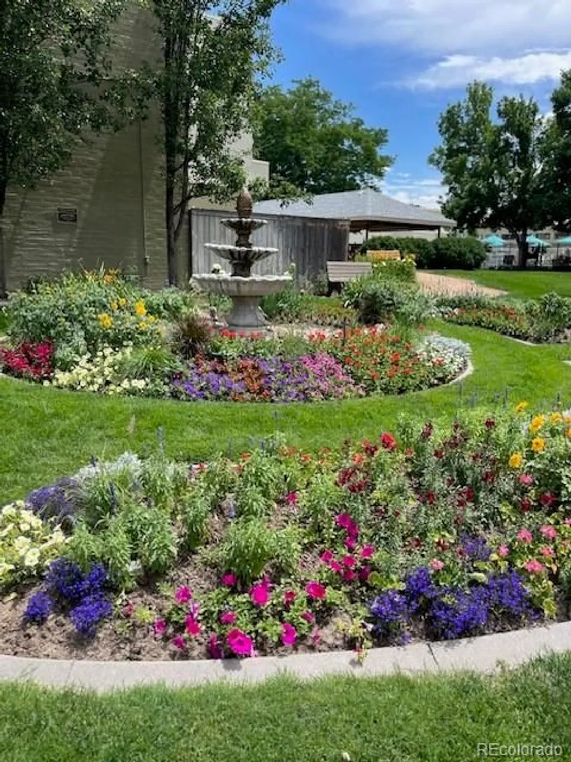 Property Slideshow image 12 of 13 | 610 s clinton st 5a, Denver, CO, 80247