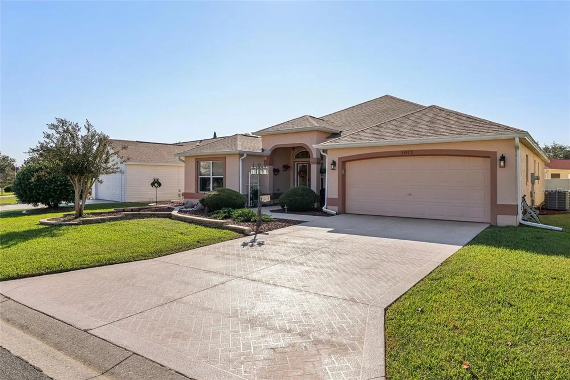 Property Slideshow image 4 of 69 | 2012 santo domingo dr, The Villages, FL, 32159