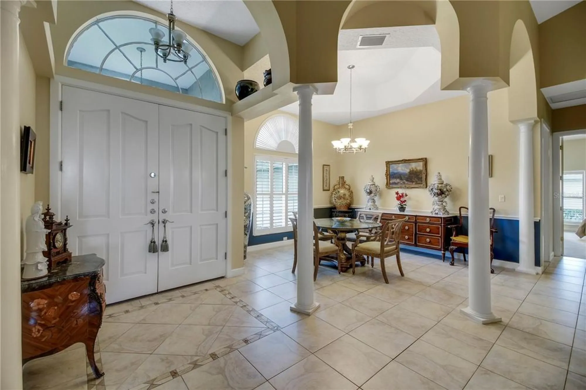Property Slideshow image 6 of 93 | 1521 edgewater dr, Mount Dora, FL, 32757