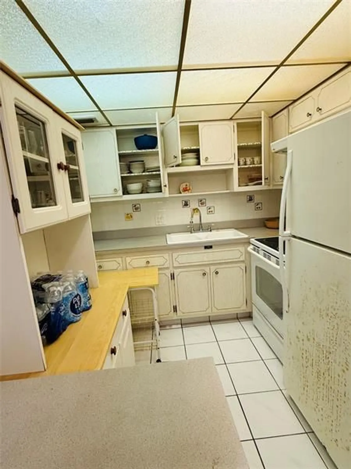 Property Slideshow image 5 of 18 | 3081 nw 47th ter 206, Lauderdale Lakes, FL, 33313