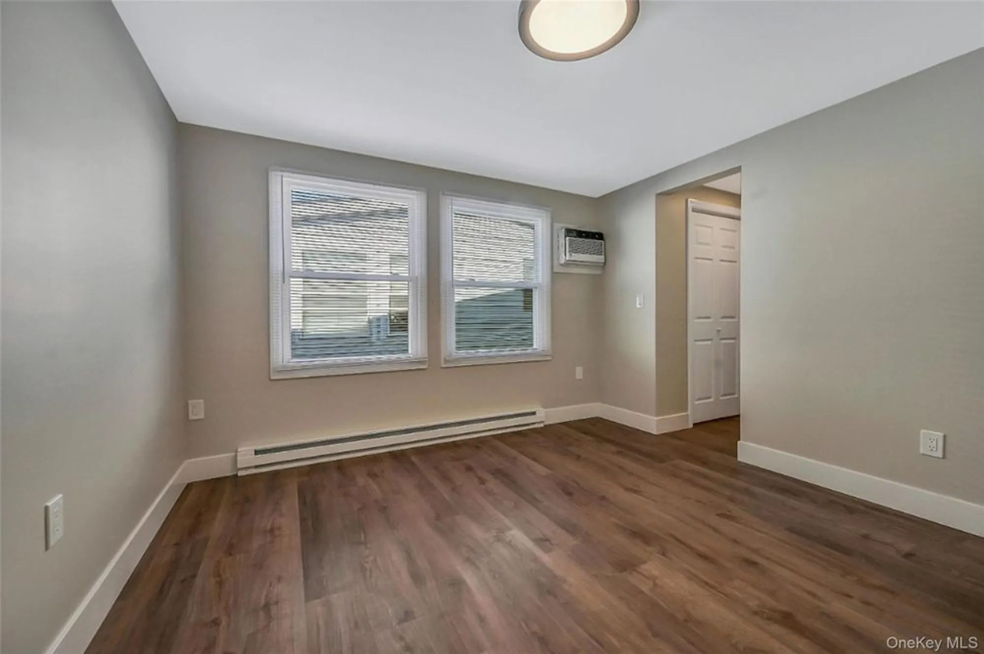 Property Slideshow image 15 of 40 | 23 limetree dr, Manorville, NY, 11949